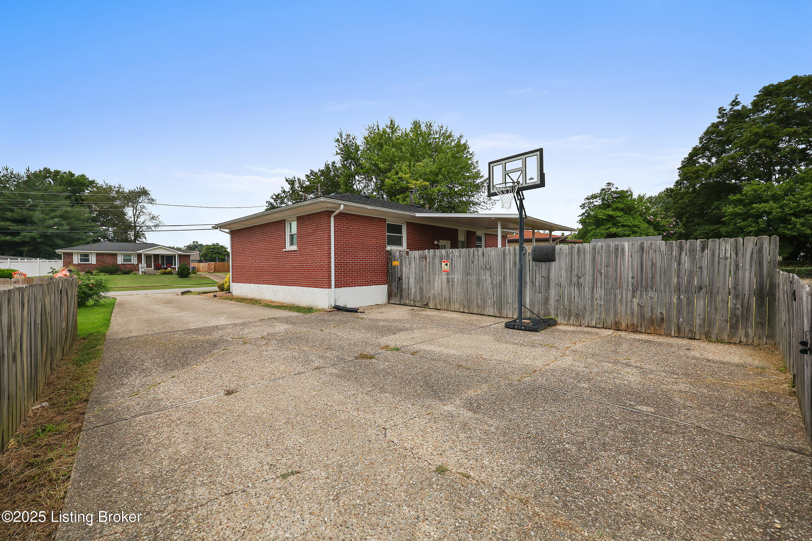 2507 Bagby Way