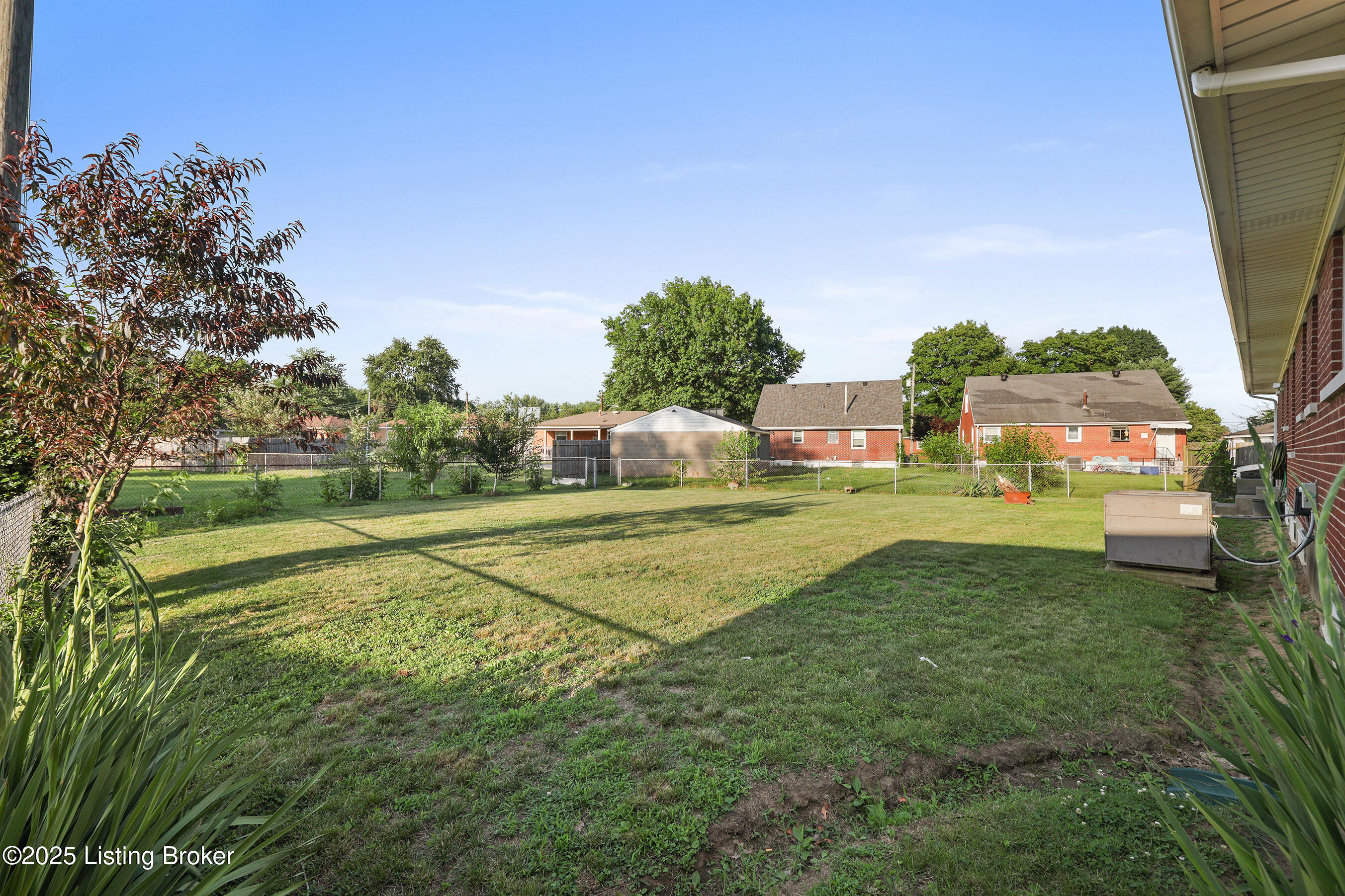2301 Farnsley Rd