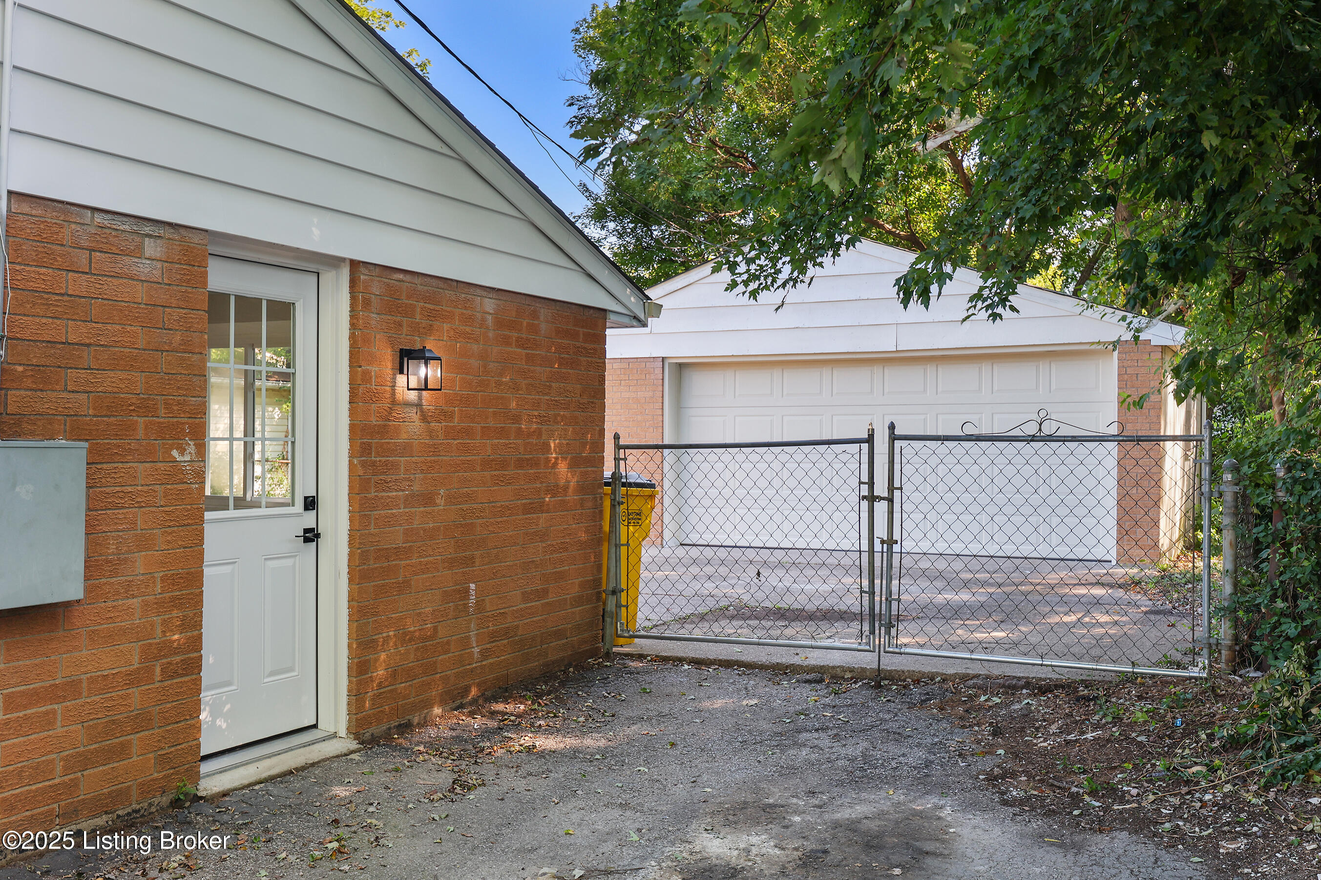 5509 Robinwood Rd