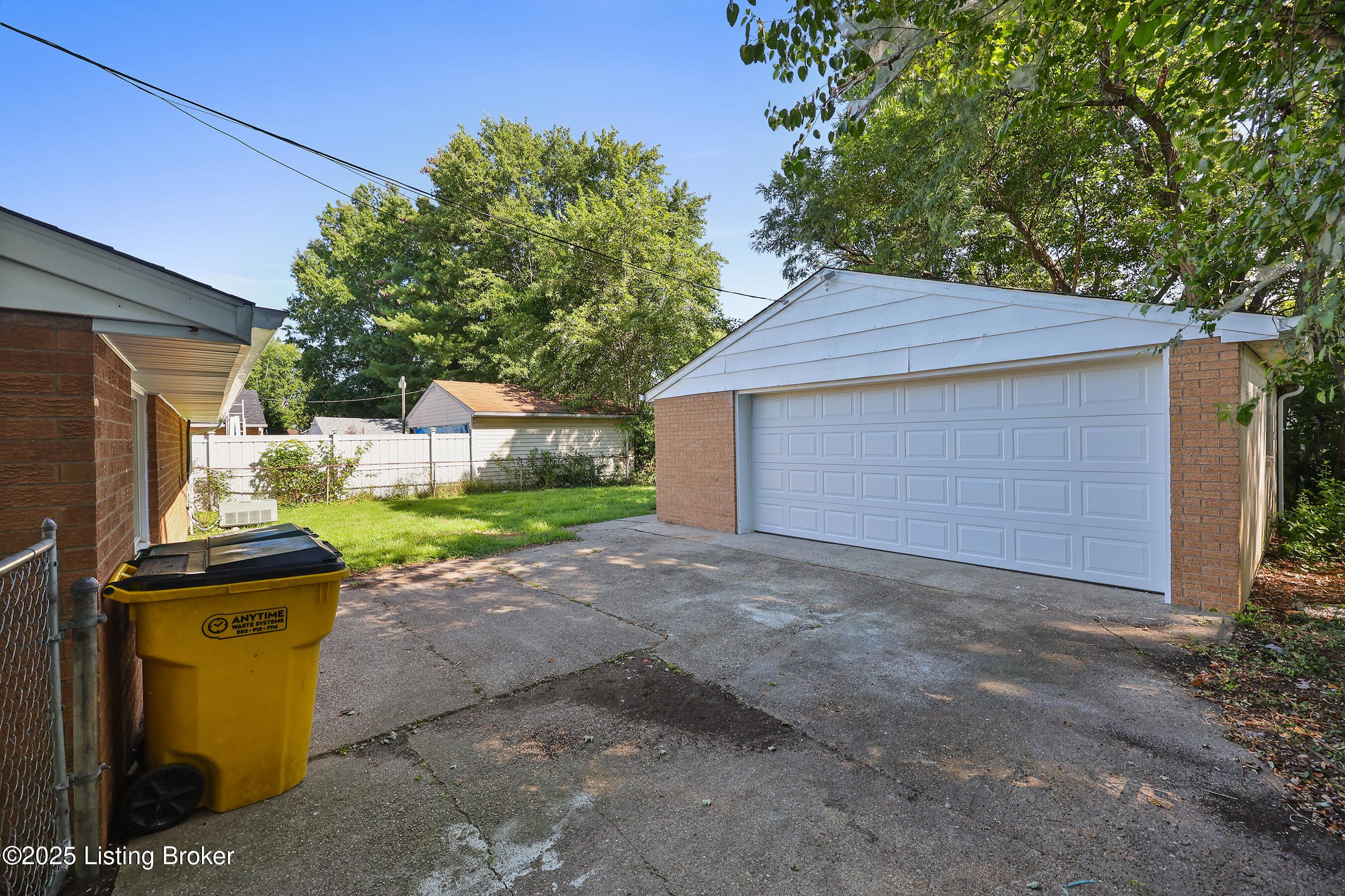5509 Robinwood Rd