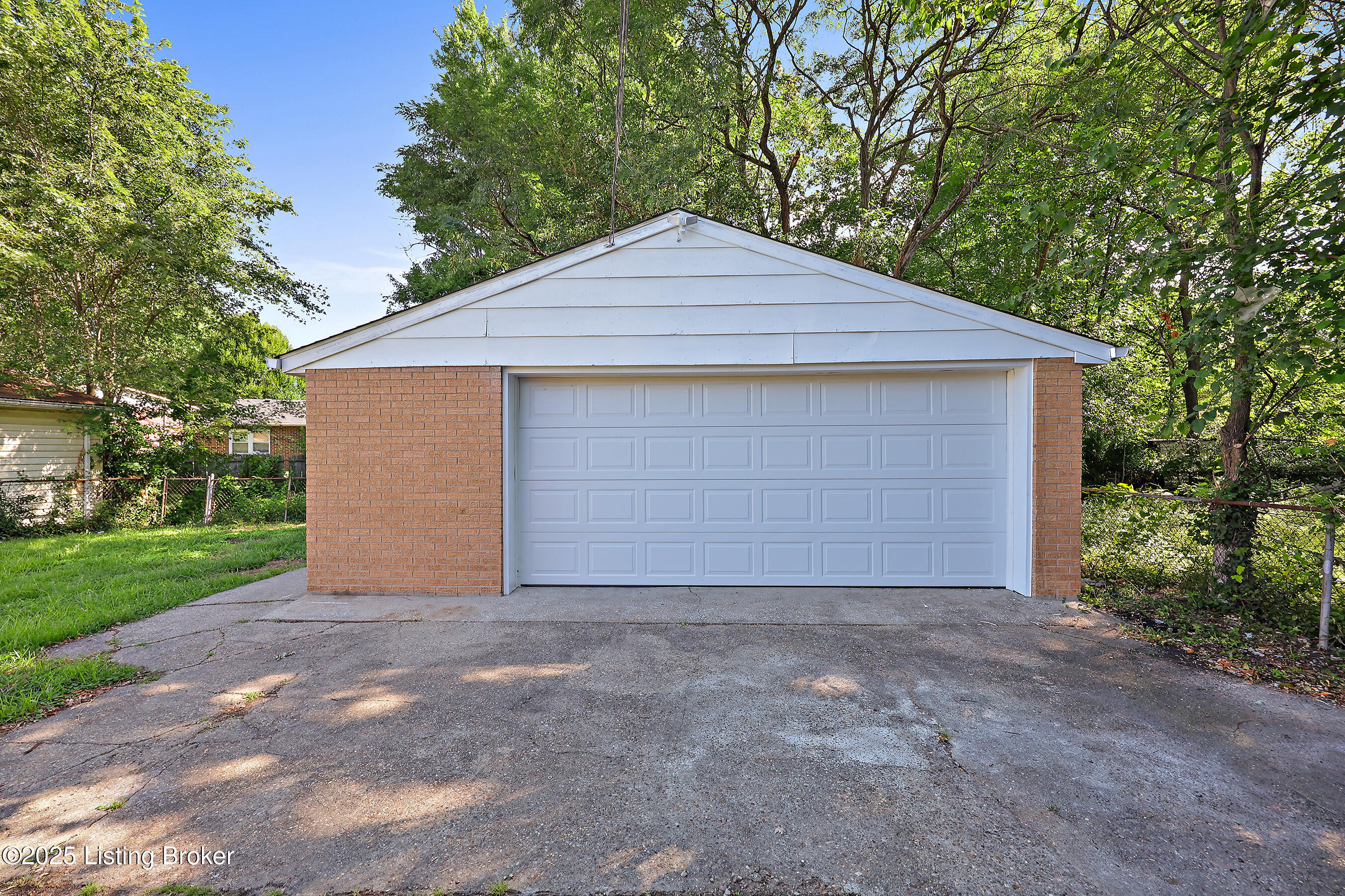 5509 Robinwood Rd
