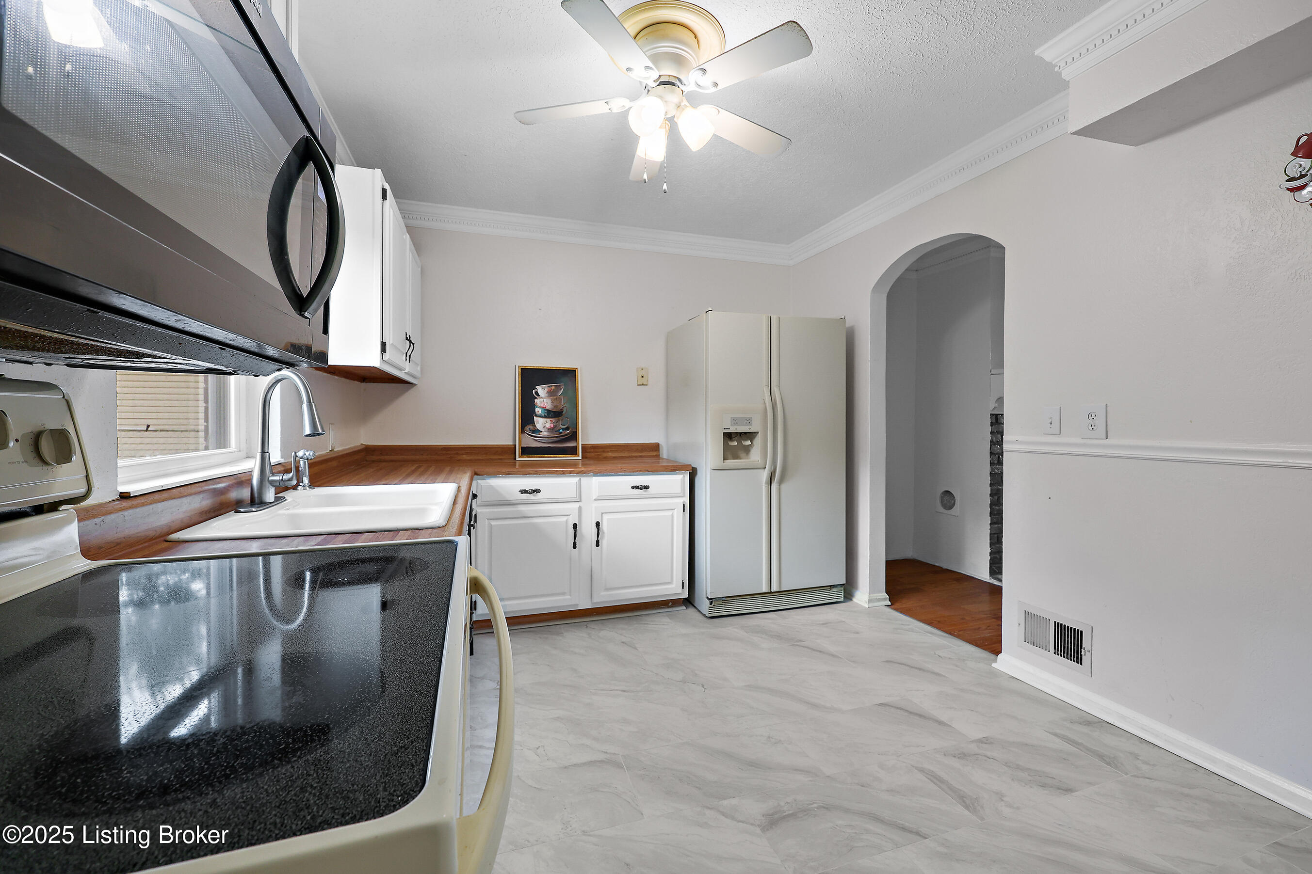 2503 Lamborne Blvd