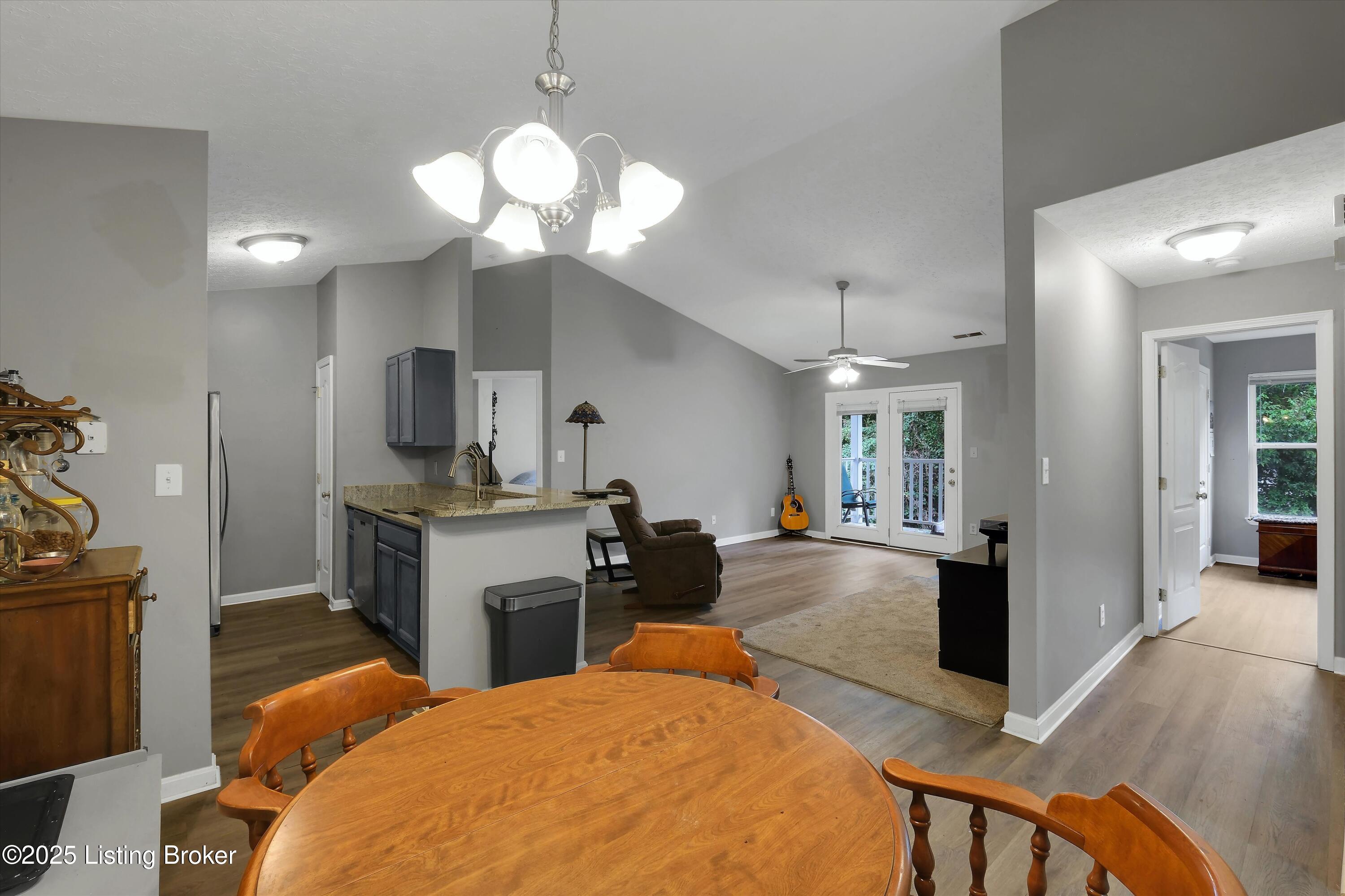 9405 Magnolia Ridge Dr, UNIT 202