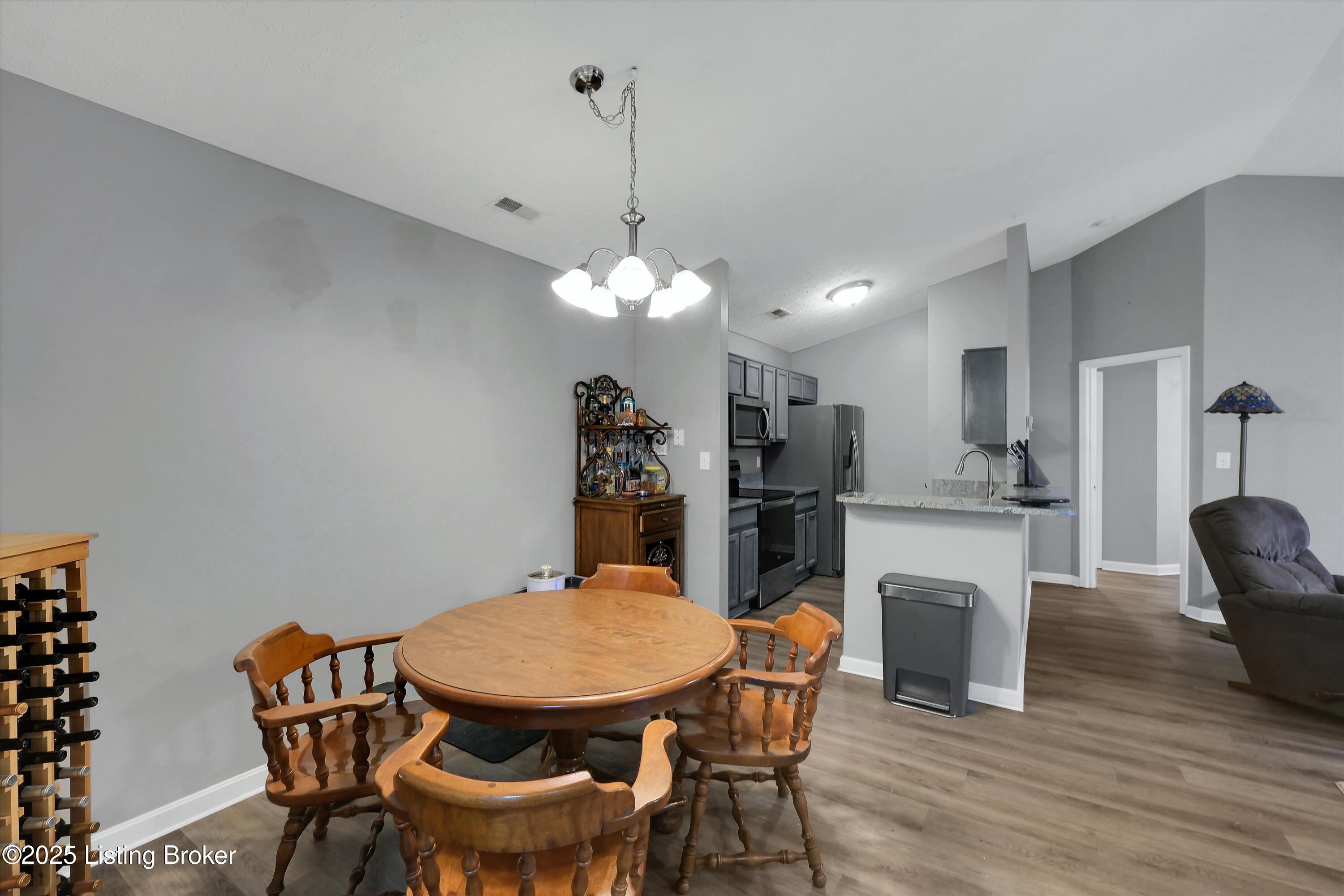 9405 Magnolia Ridge Dr, UNIT 202