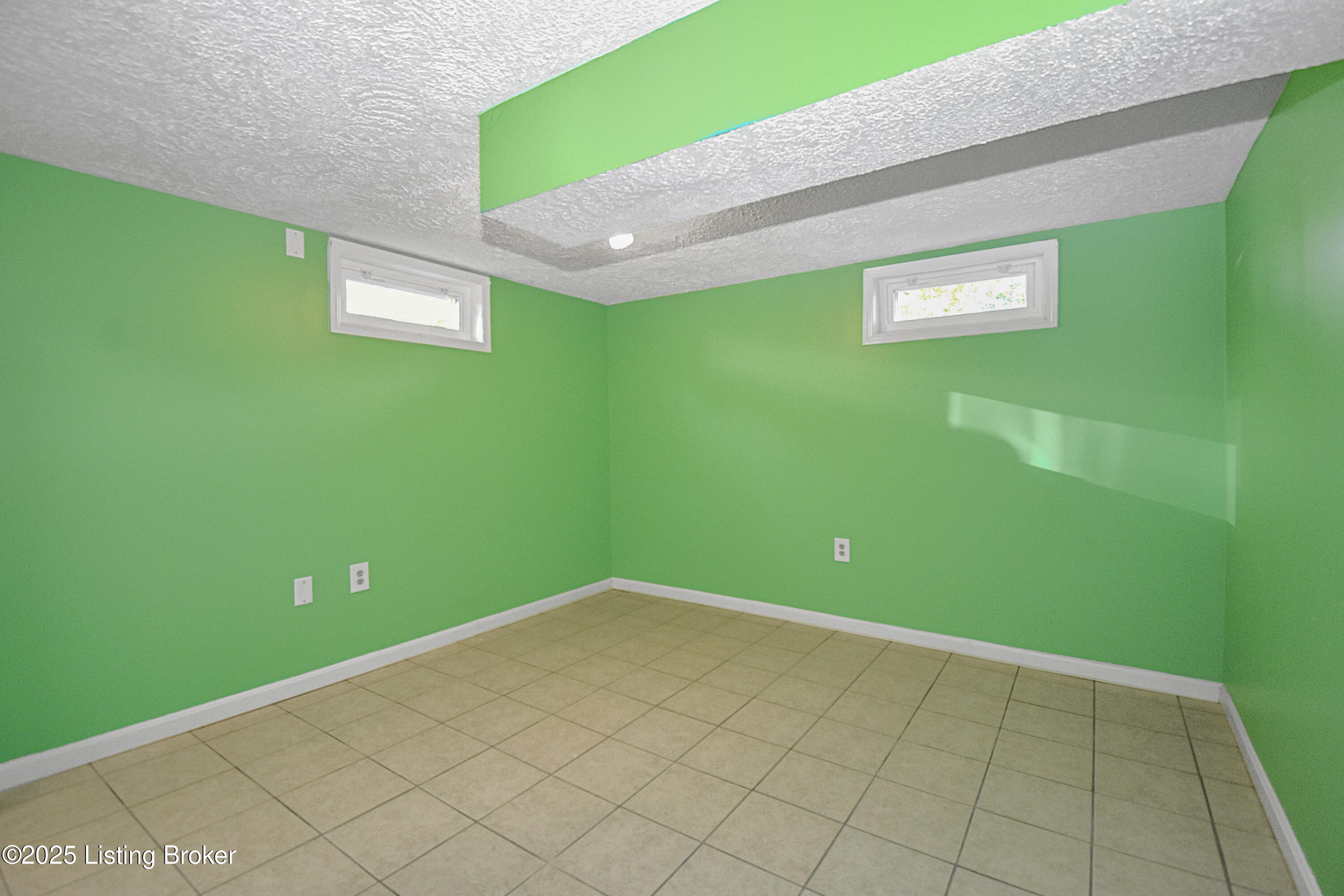 11713 Dearing Woods Dr