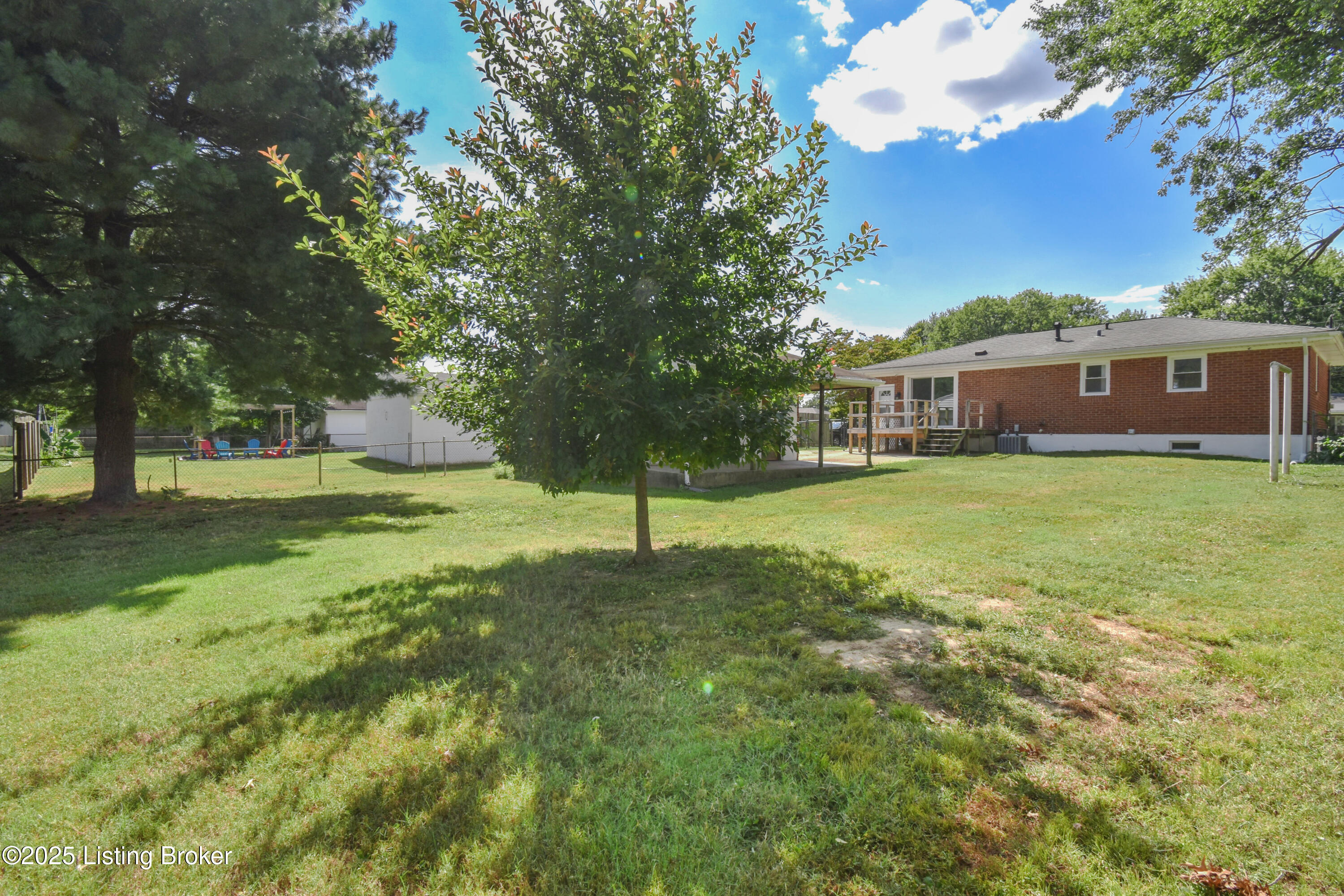 11713 Dearing Woods Dr