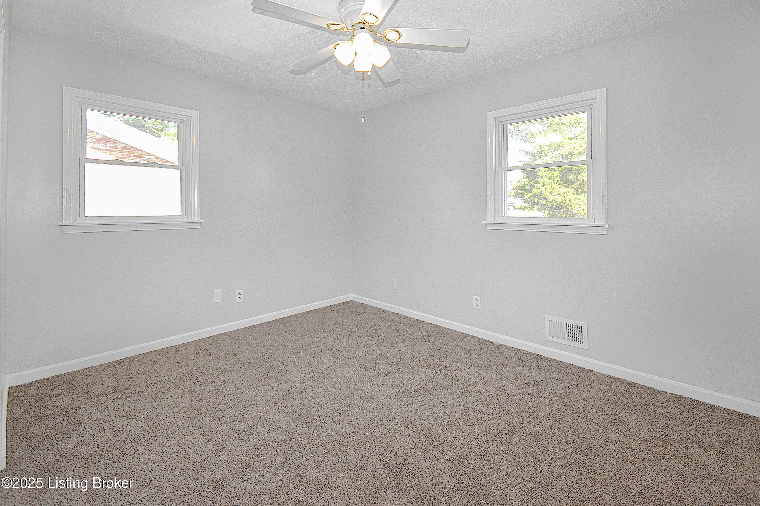 11713 Dearing Woods Dr