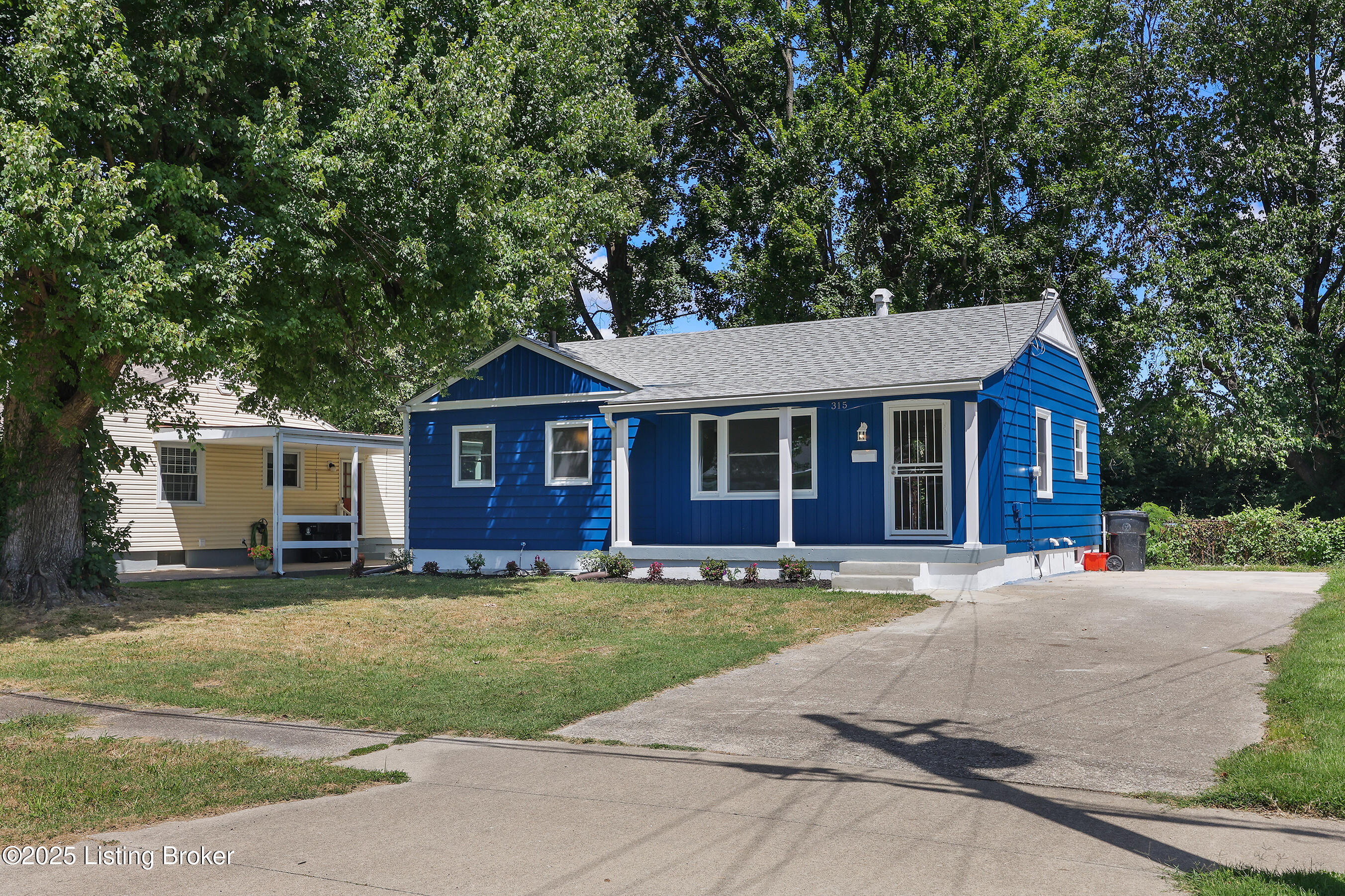 315 E Southside Ct