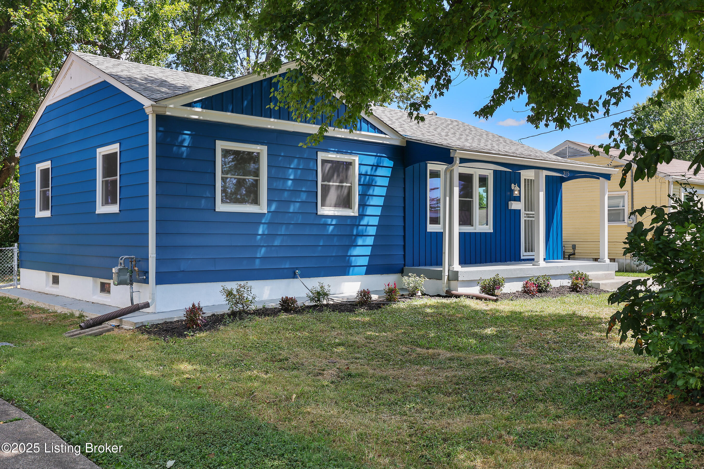 315 E Southside Ct