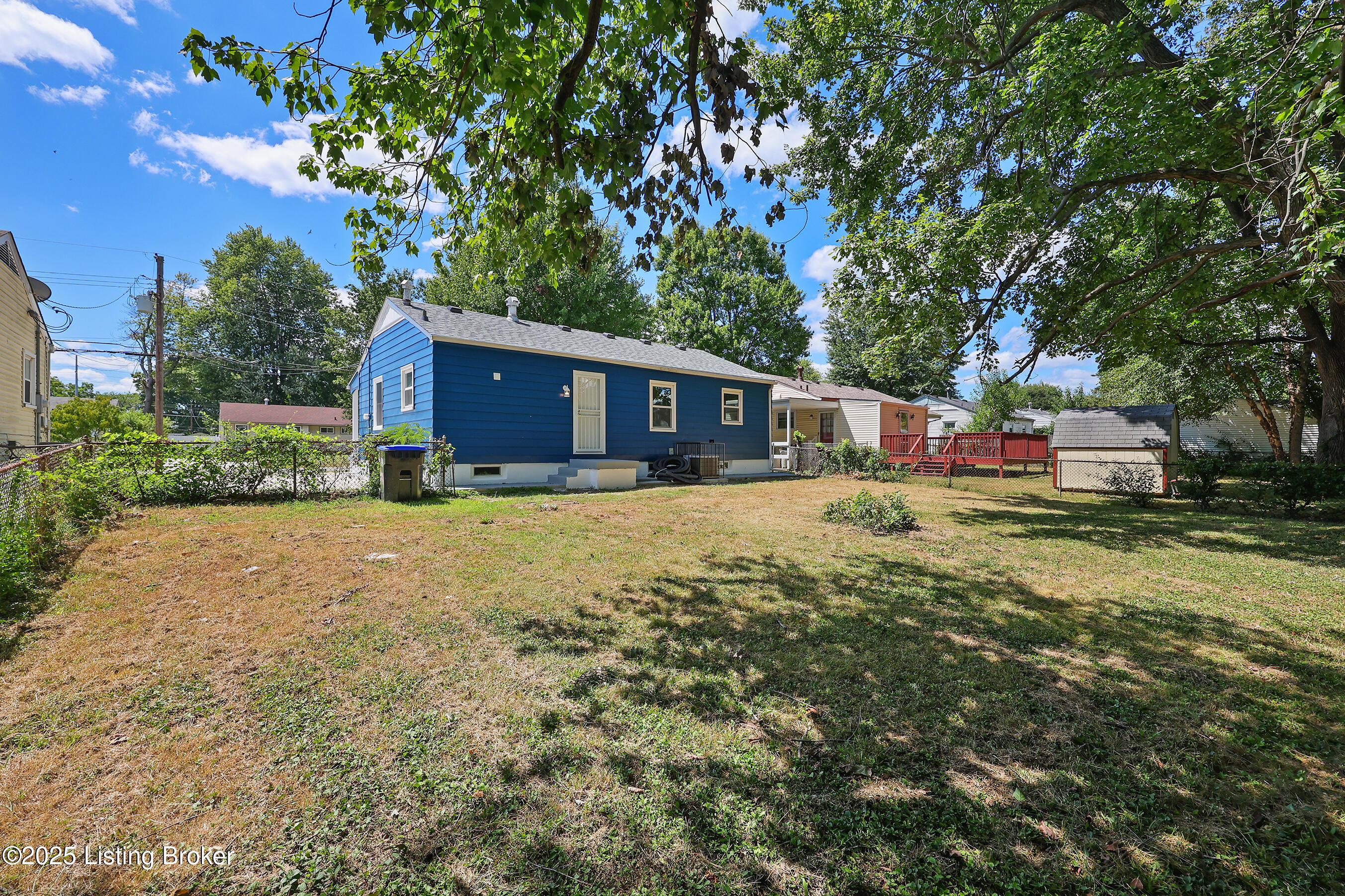 315 E Southside Ct