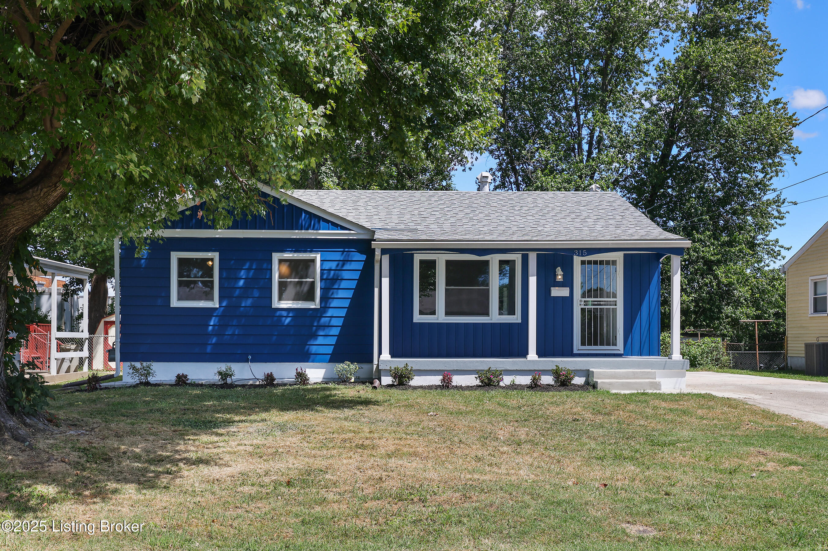 315 E Southside Ct