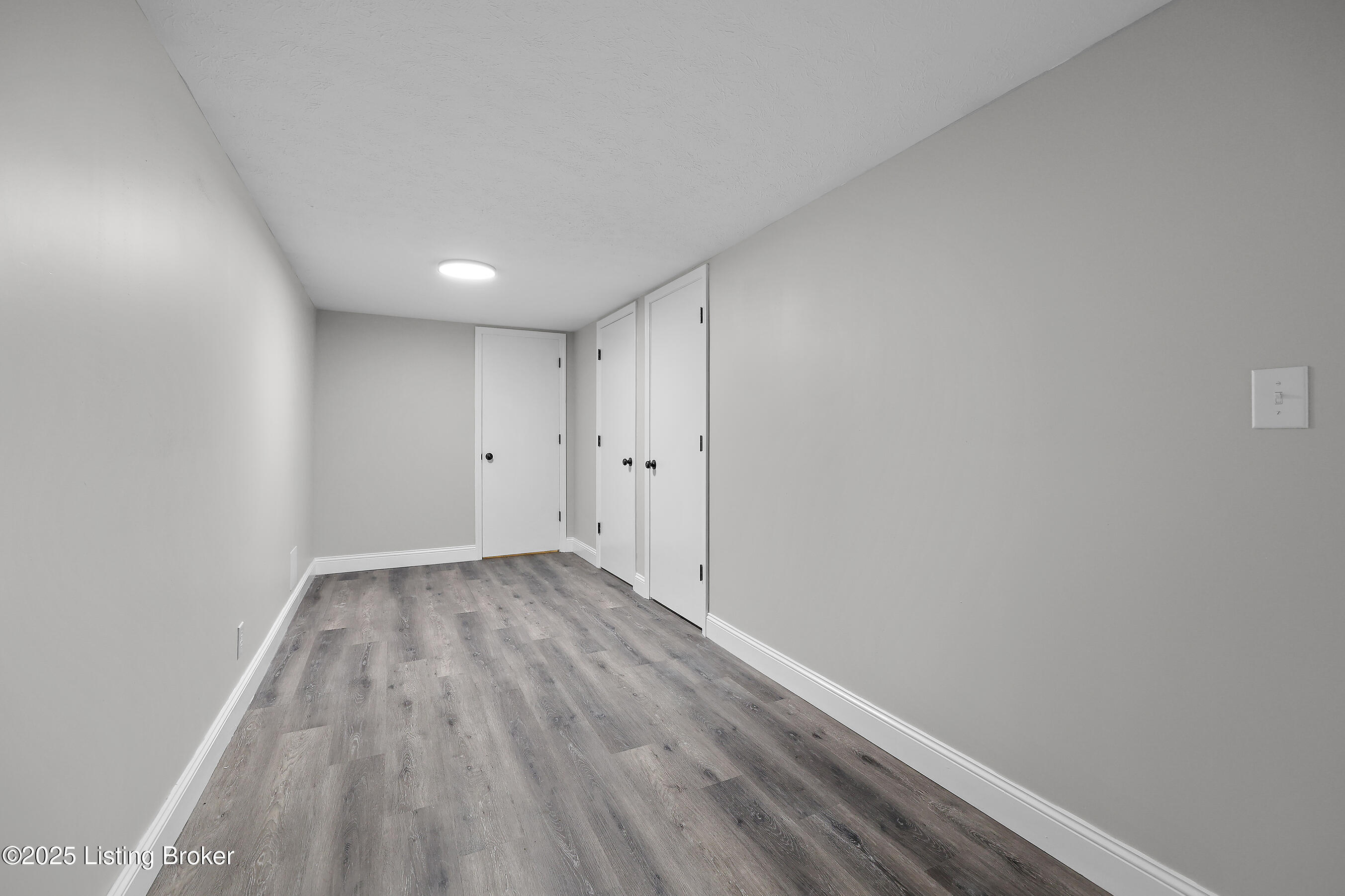 315 E Southside Ct