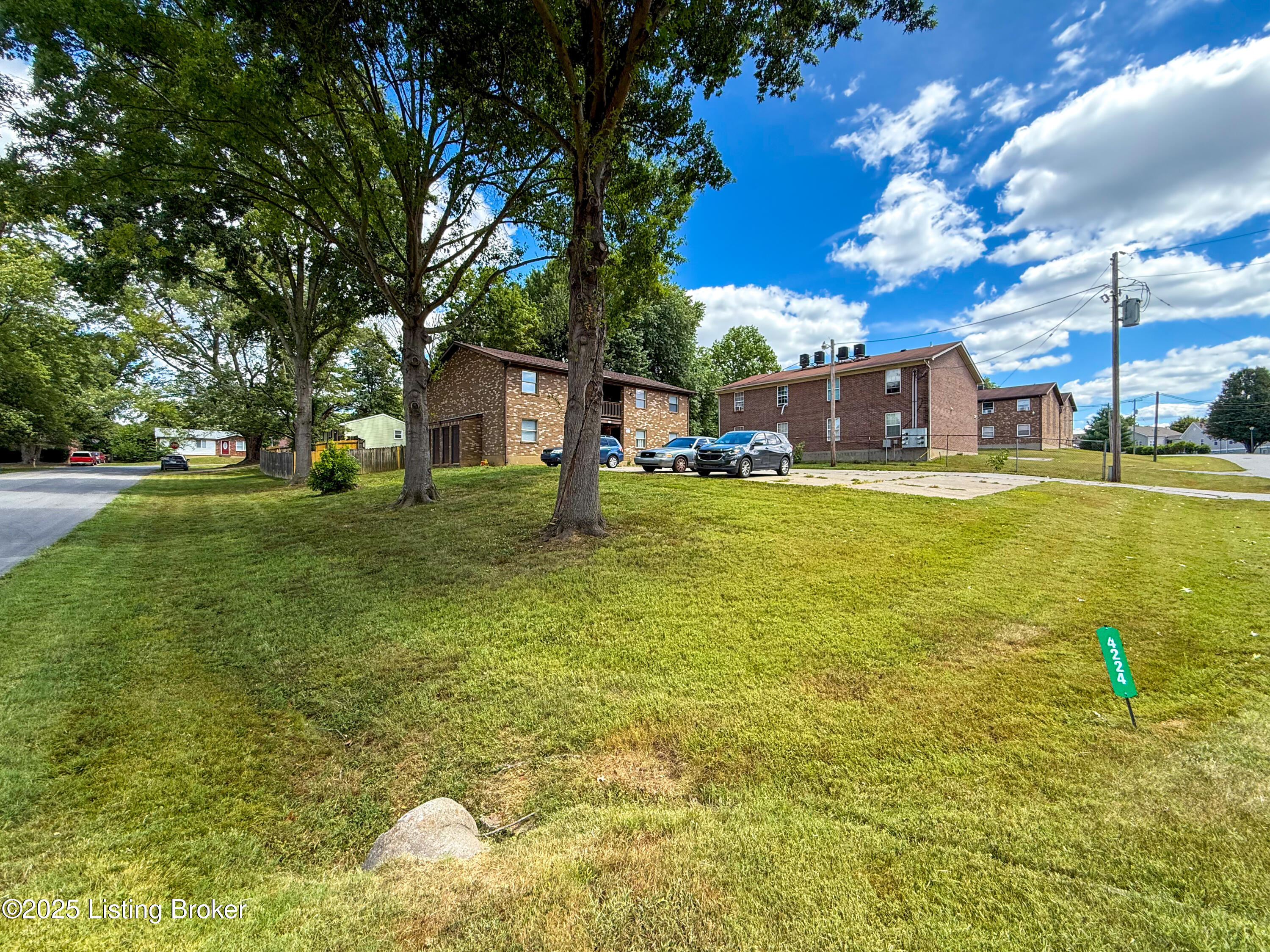 4224 Glen Hill Manor Dr