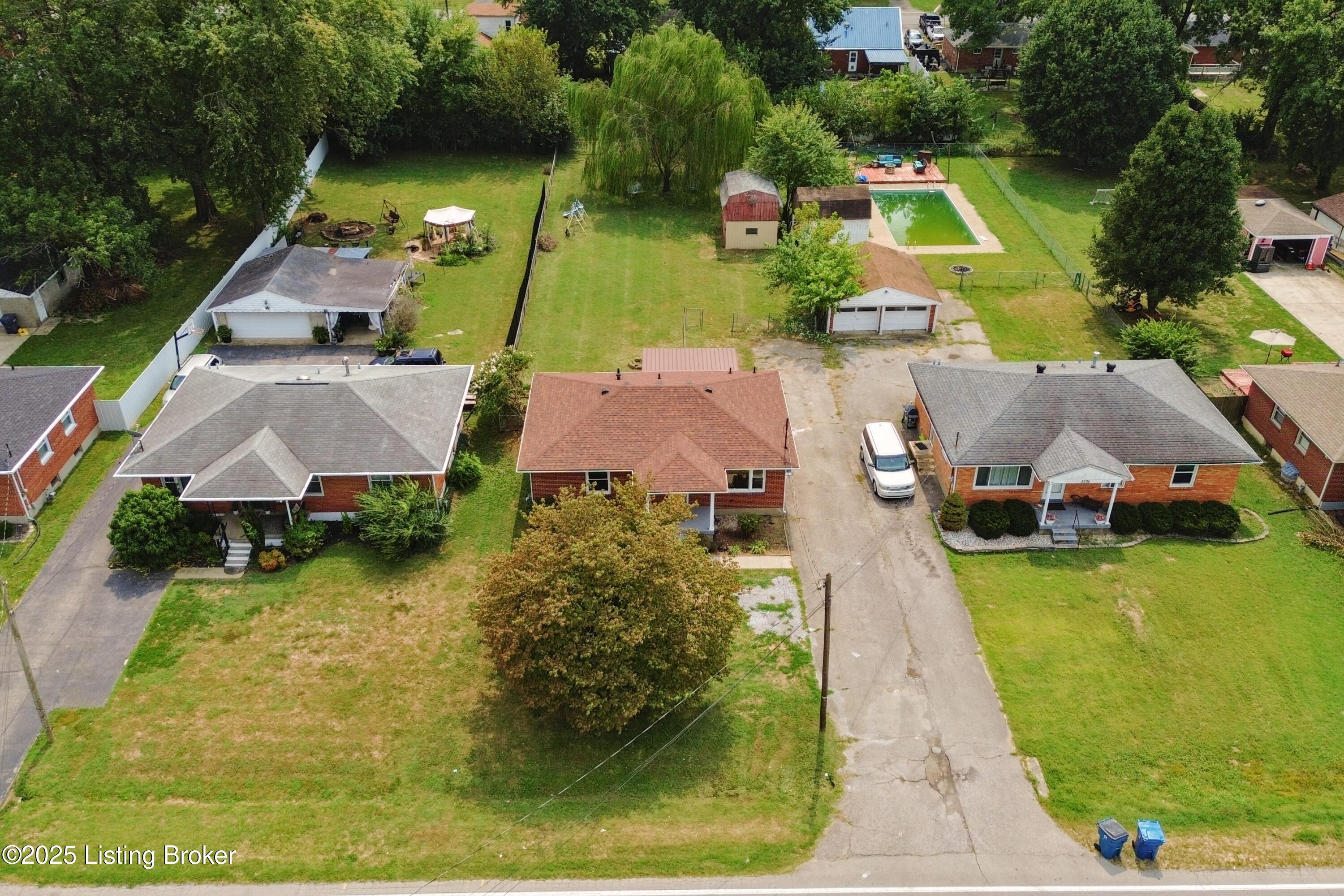 5504 Greenwood Rd