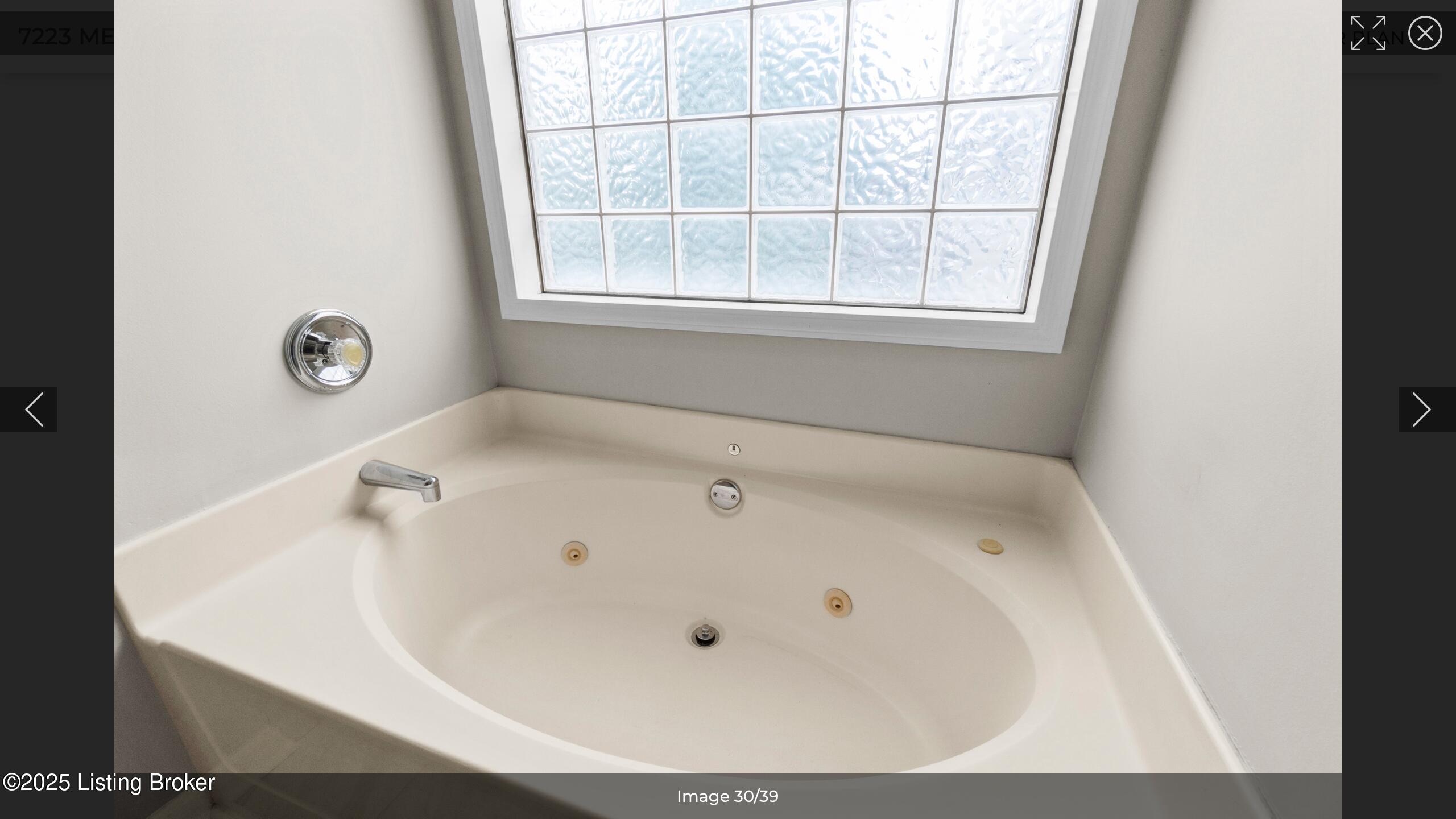 7223 Meadow Ridge Dr