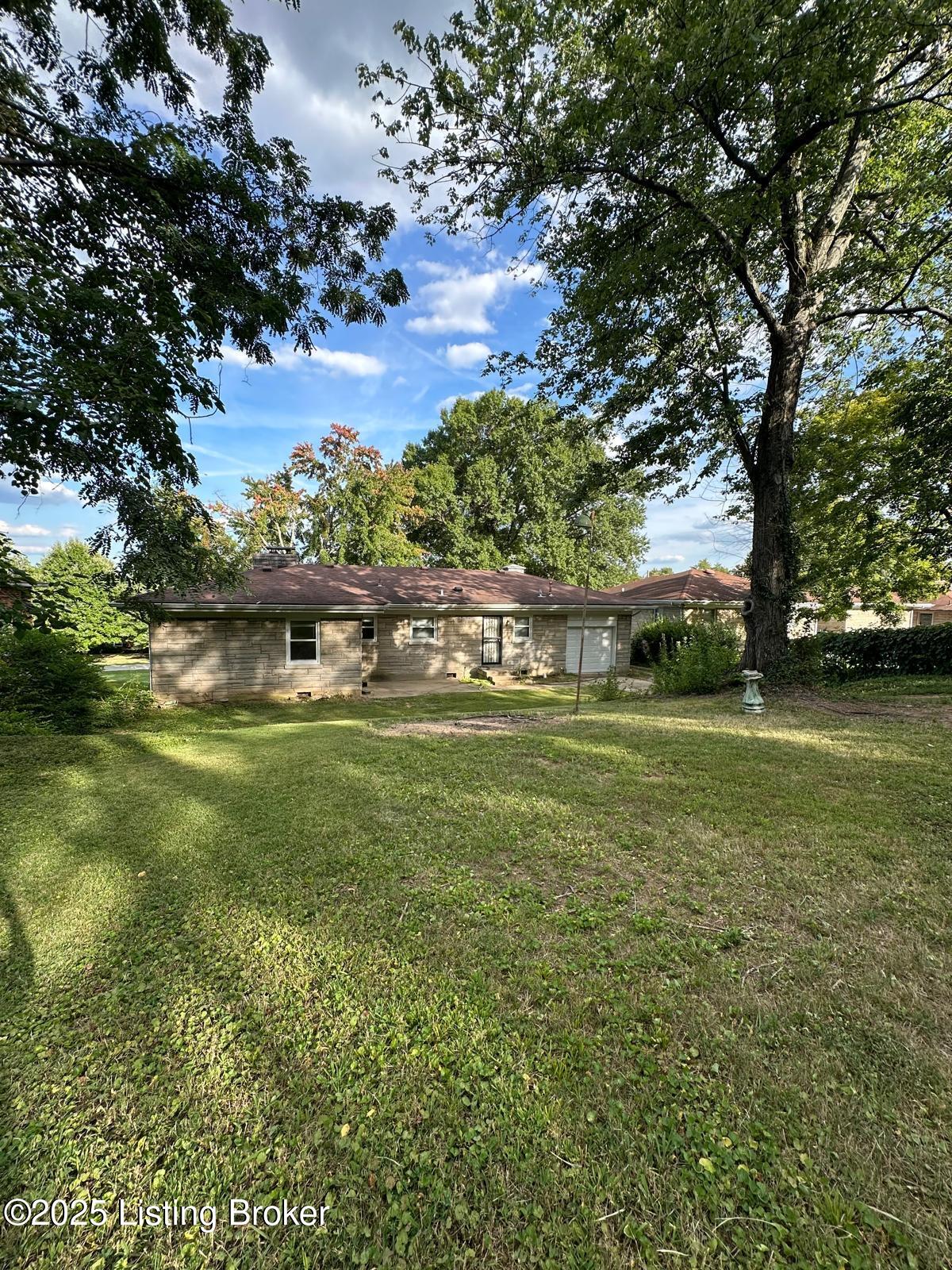 6810 Homestead Dr