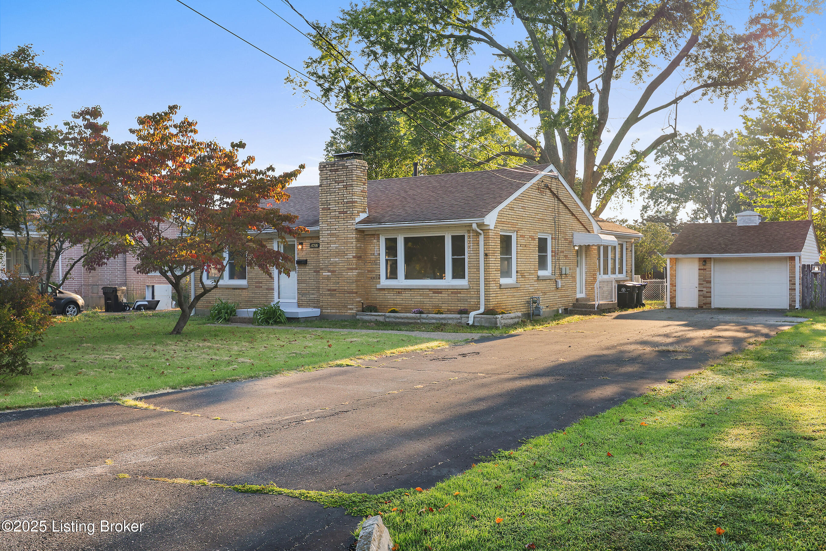 5427 Southview Dr