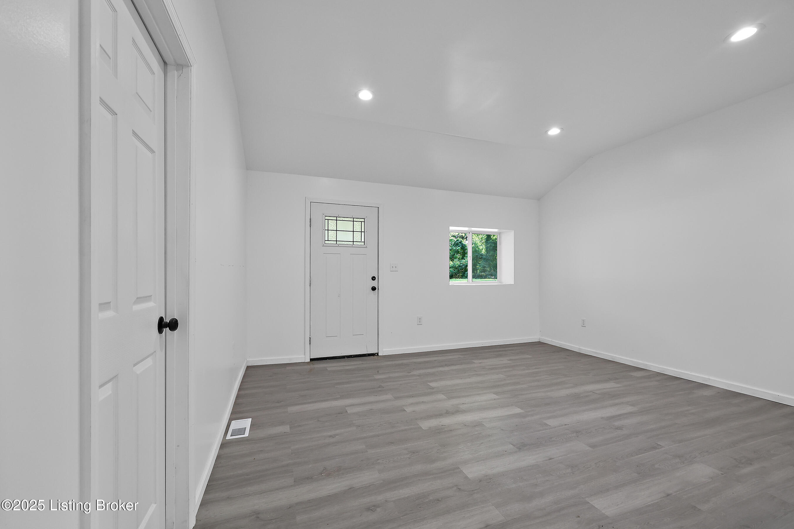 6900 Sylvania 4 Rd