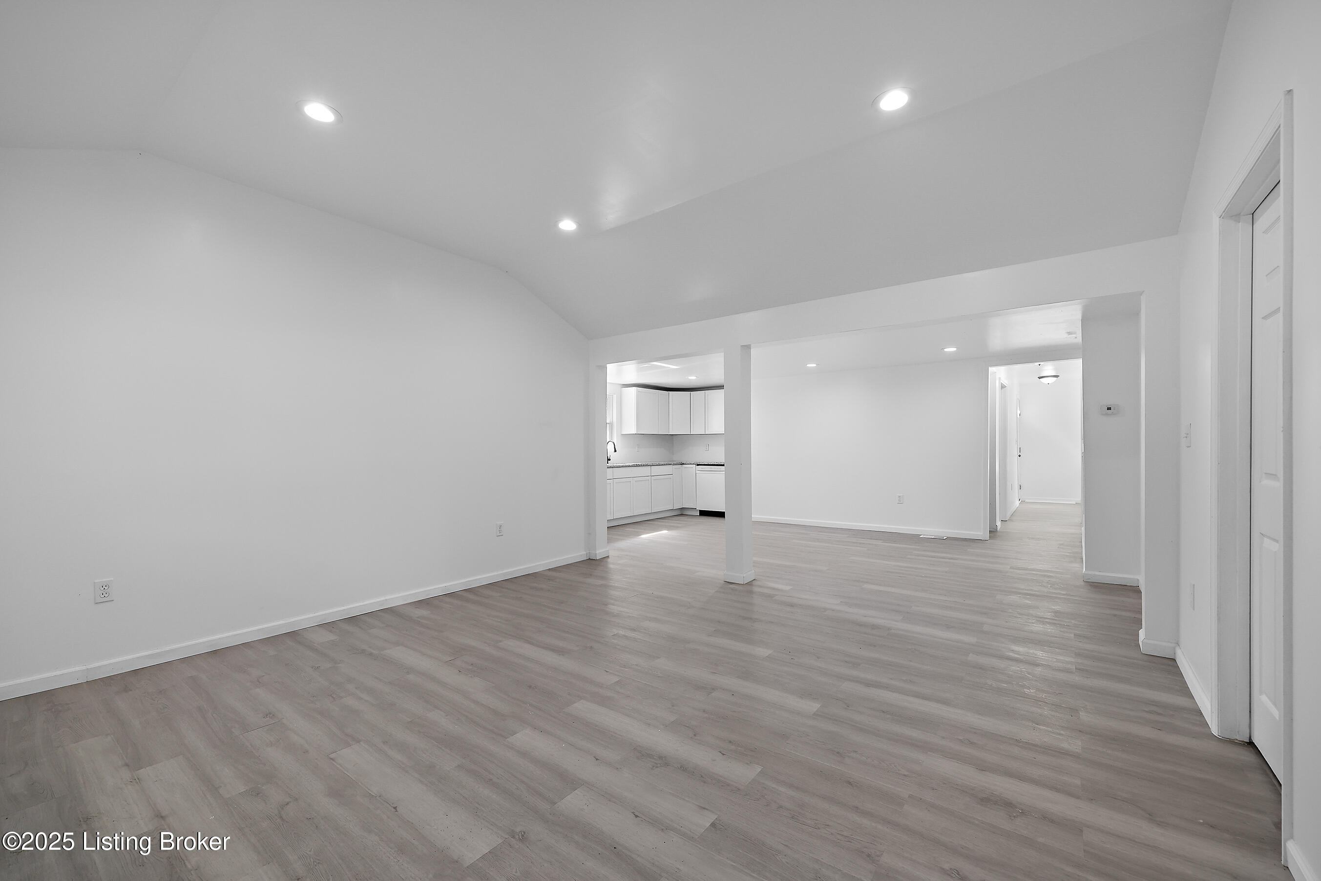 6900 Sylvania 4 Rd
