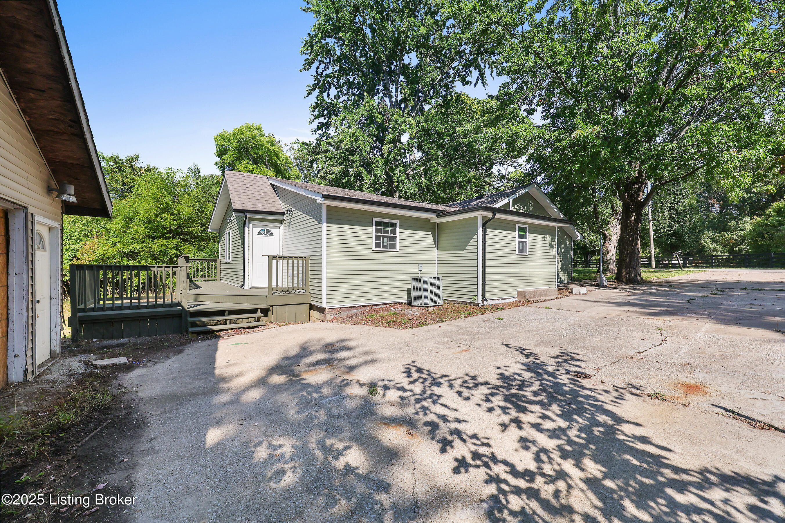 6900 Sylvania 4 Rd