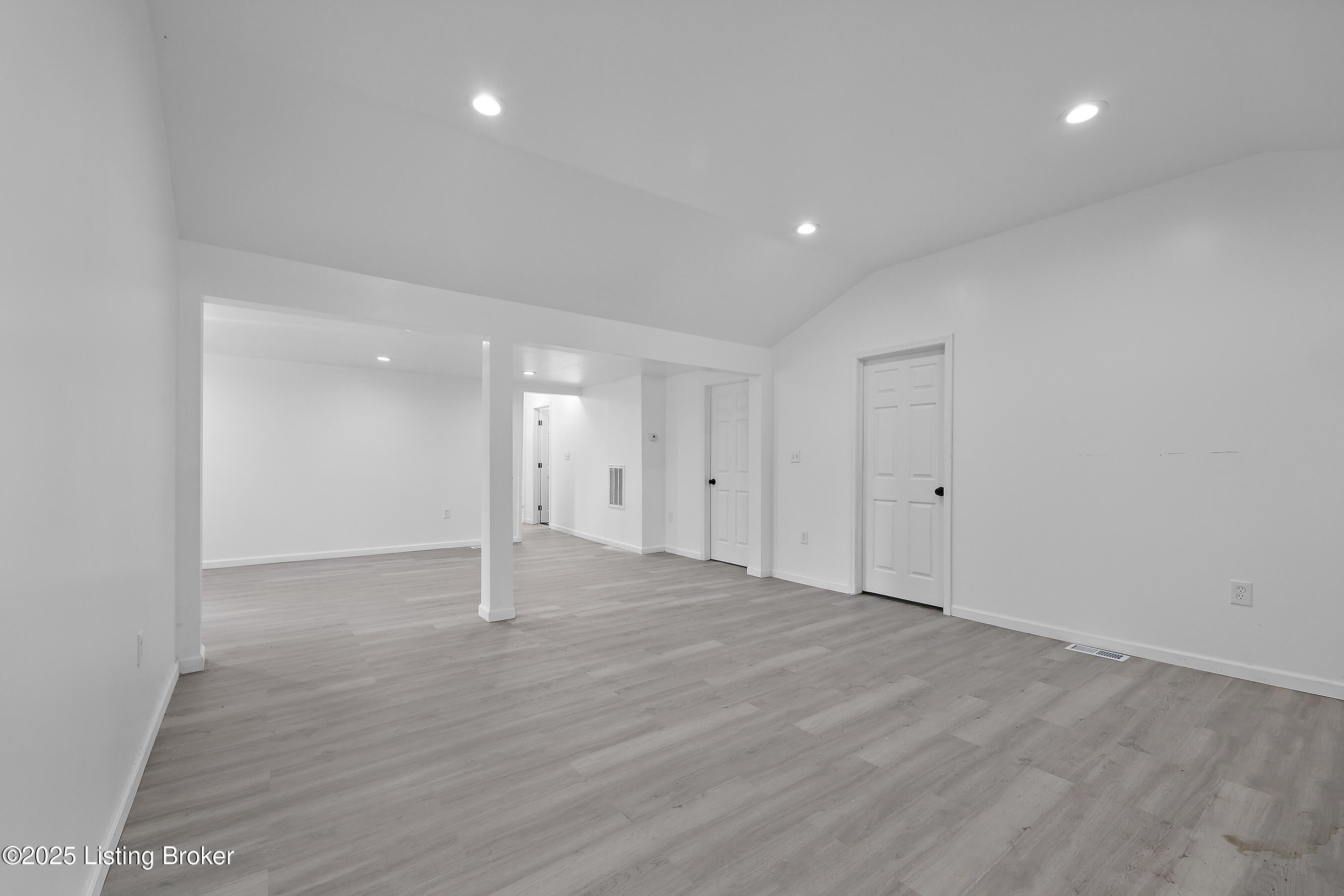 6900 Sylvania 4 Rd