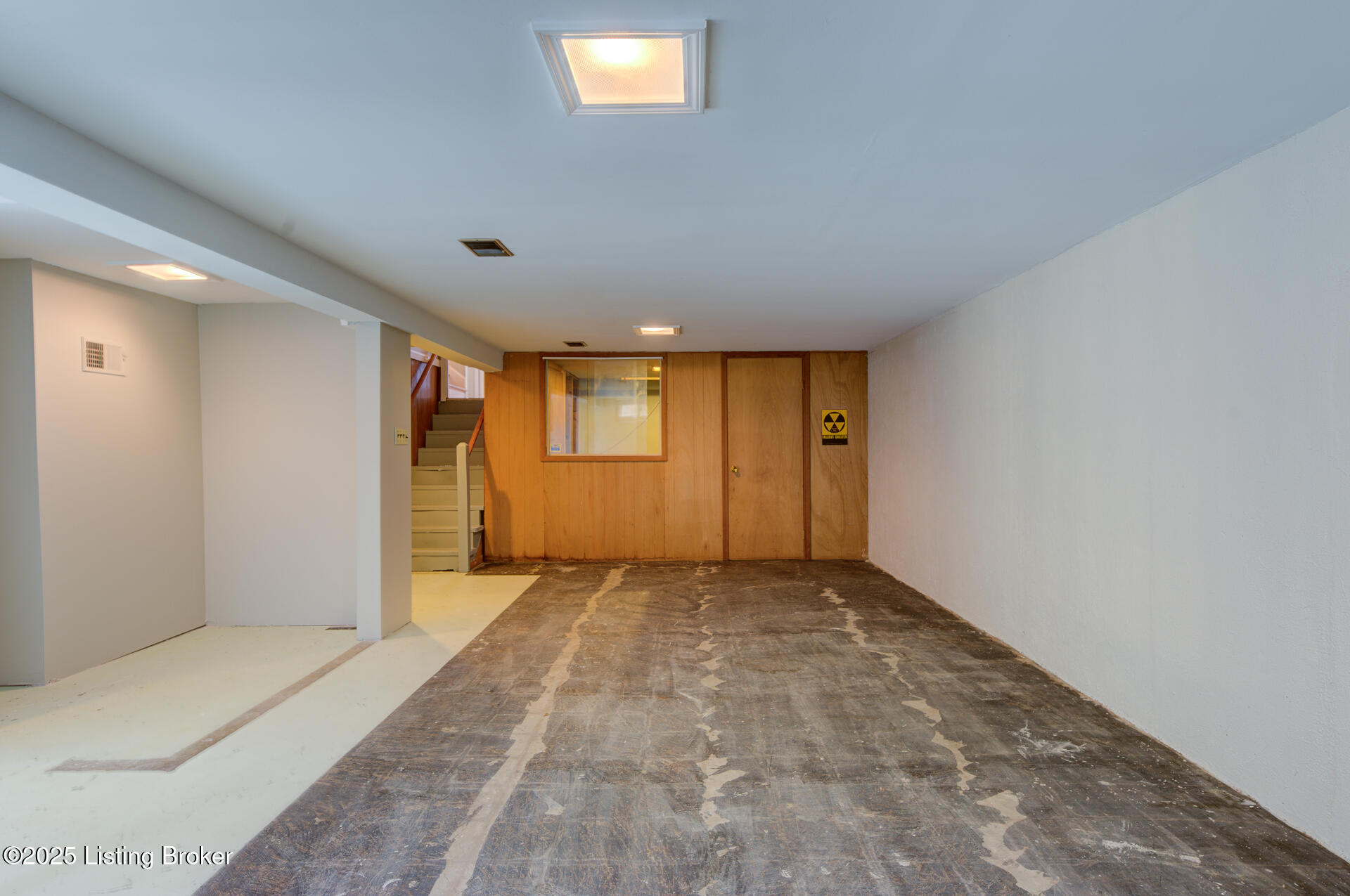 3132 Roselawn Blvd, Louisville