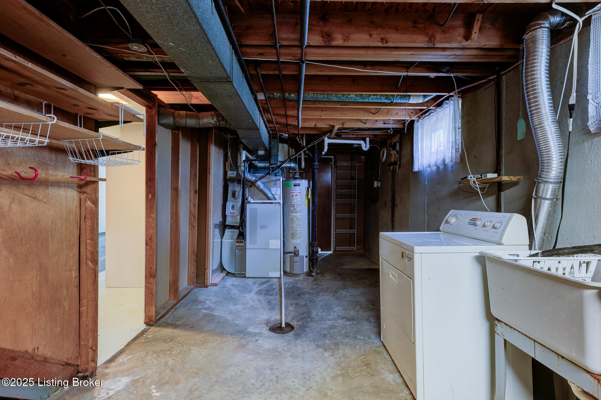 3132 Roselawn Blvd, Louisville