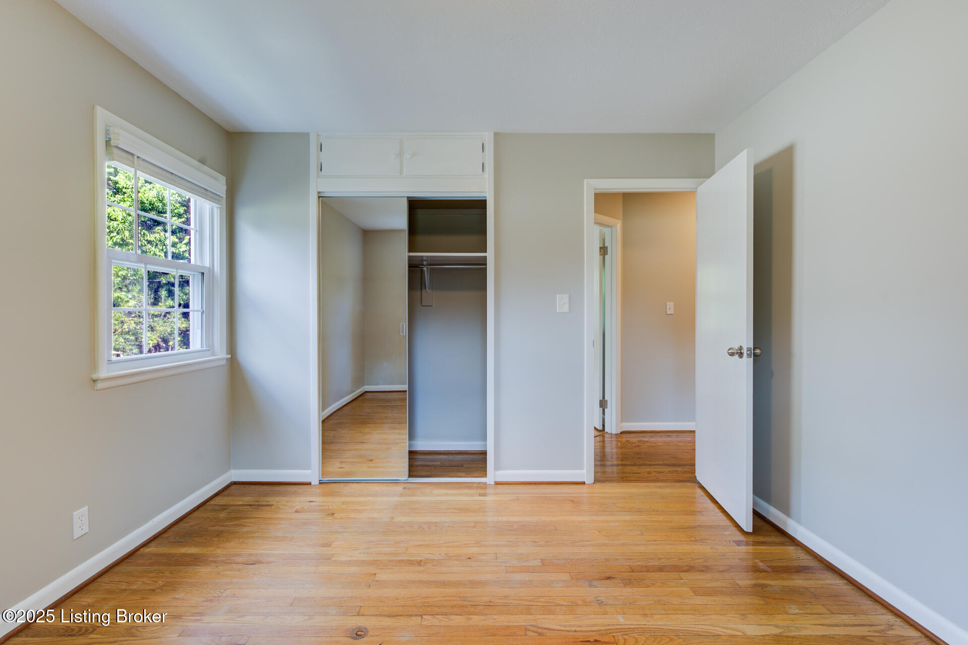 3132 Roselawn Blvd, Louisville