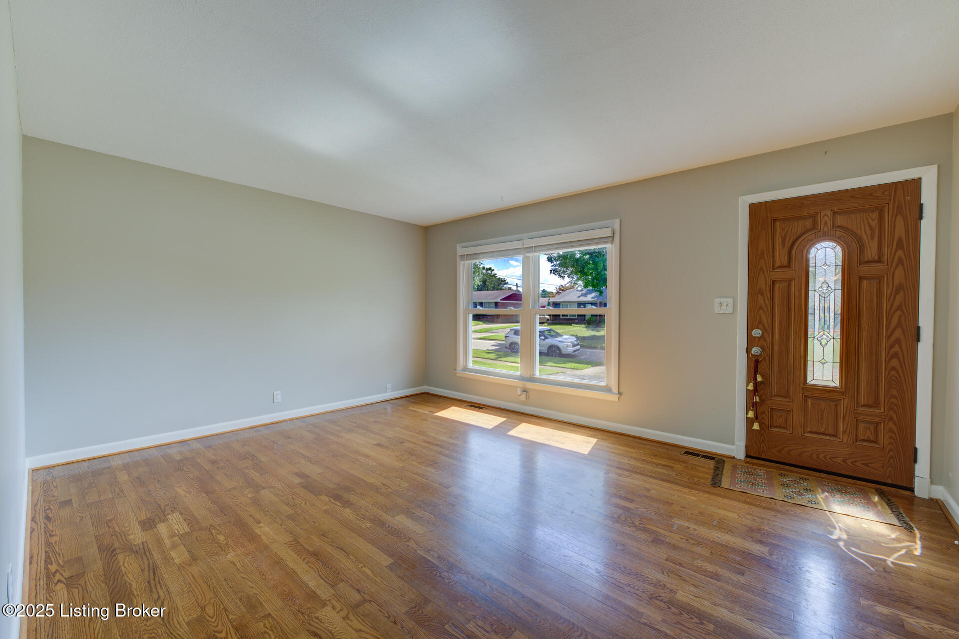 3132 Roselawn Blvd, Louisville