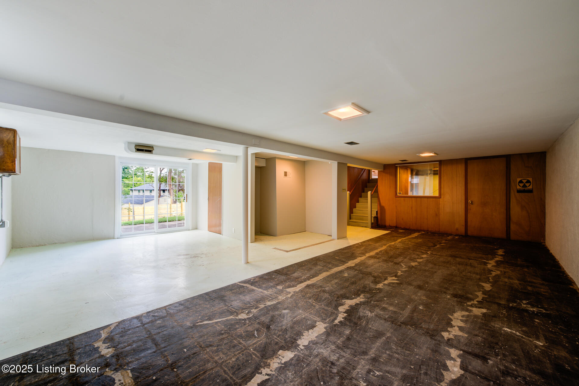 3132 Roselawn Blvd, Louisville