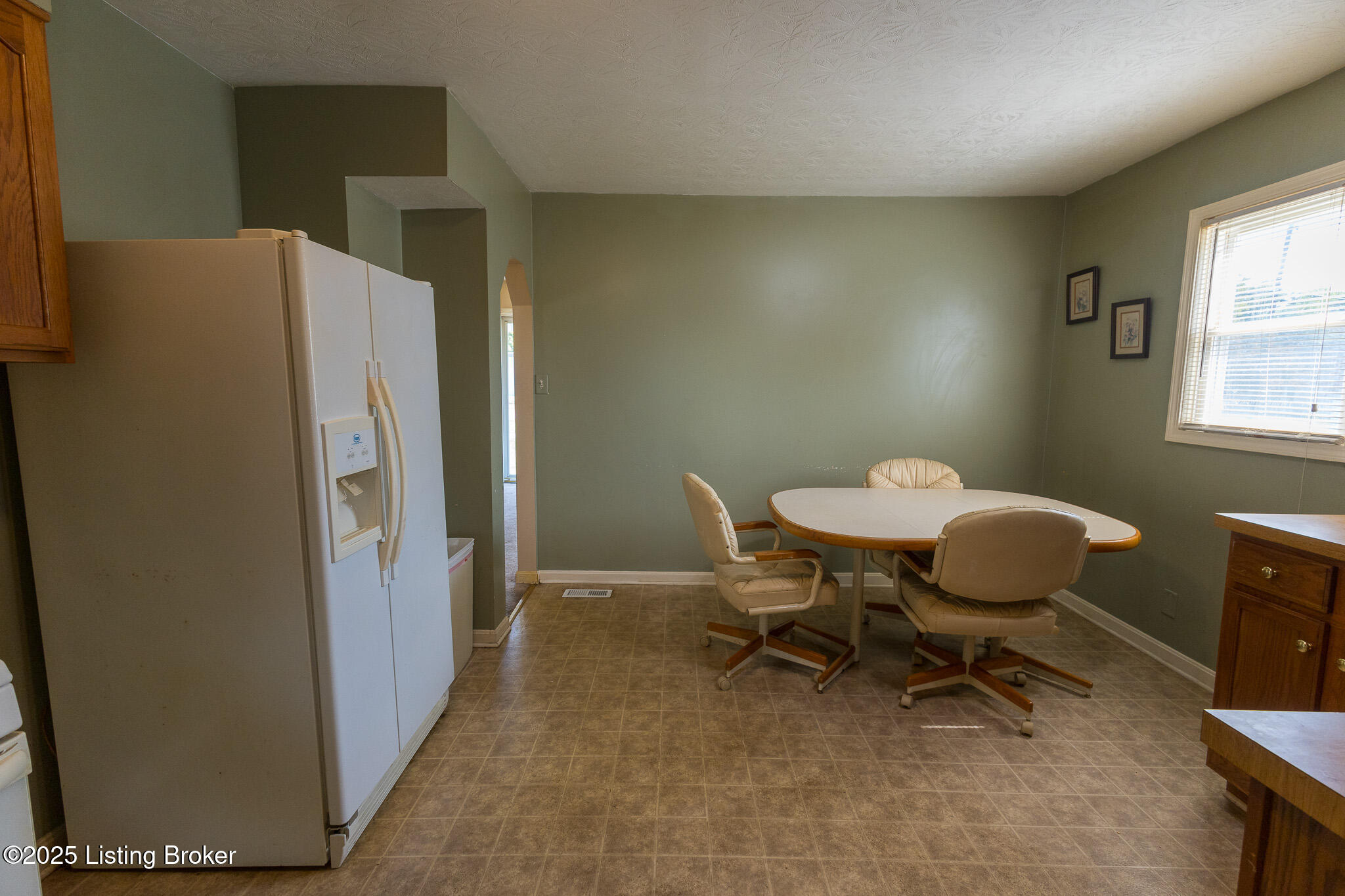 4310 Cavelle Ave, Louisville