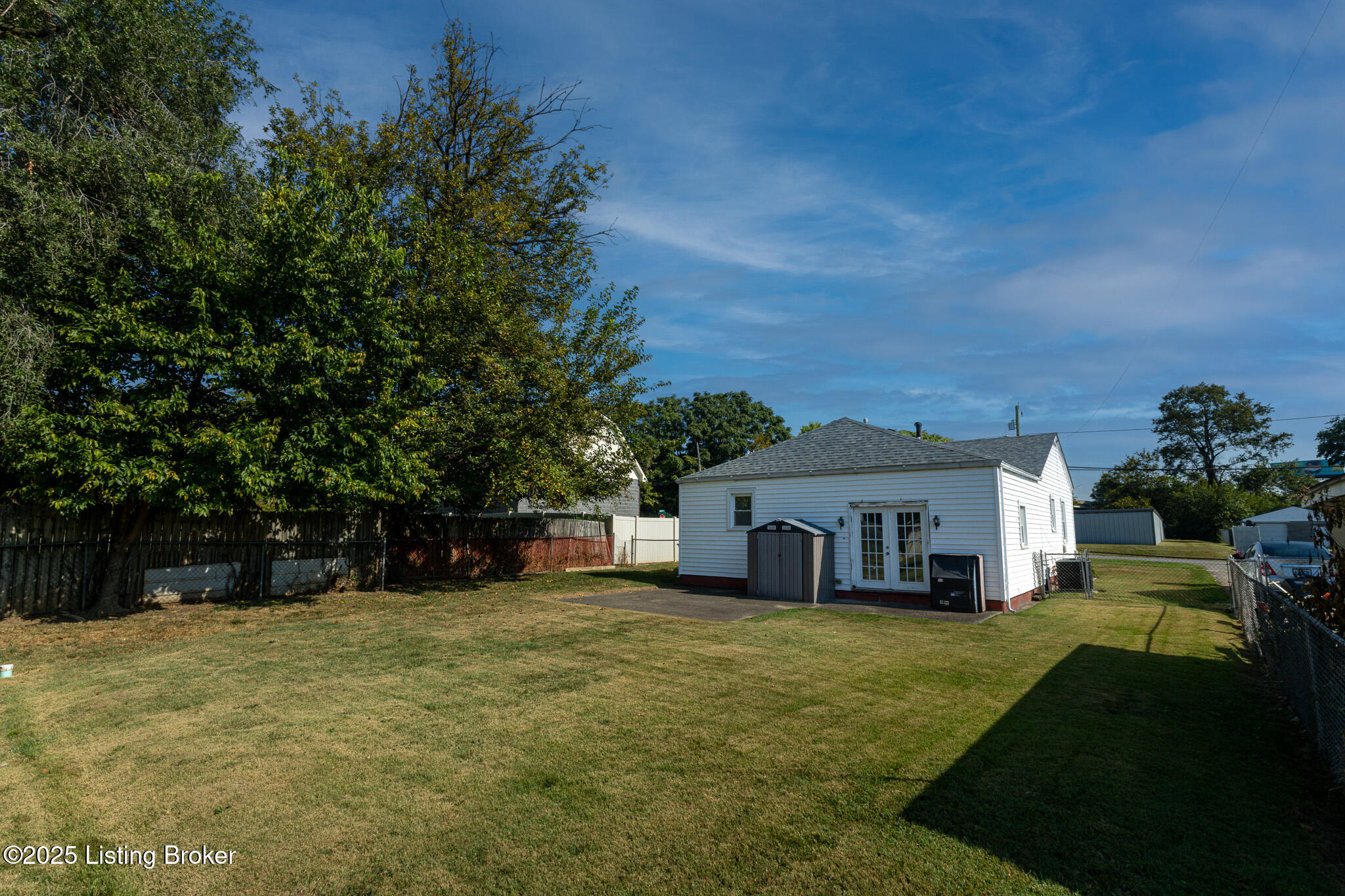 4310 Cavelle Ave, Louisville