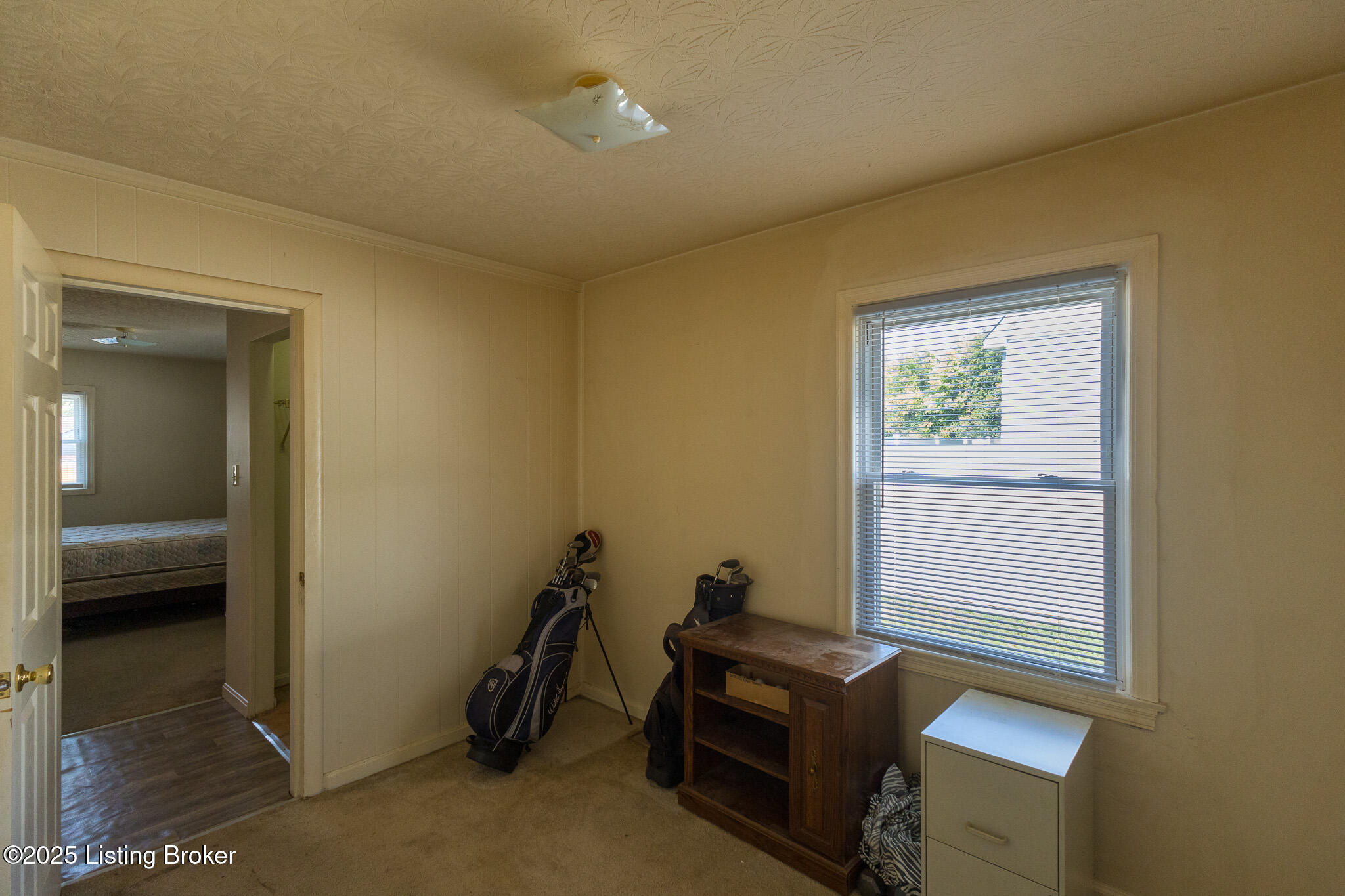 4310 Cavelle Ave, Louisville