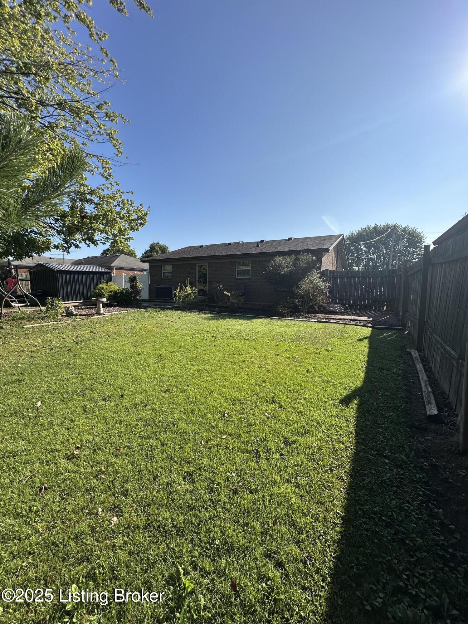 279 Earlywood Way