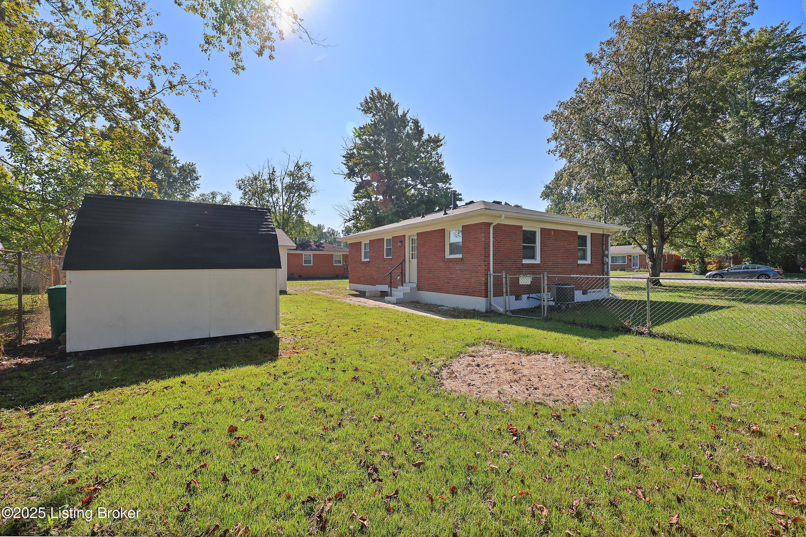 6611 South Dr