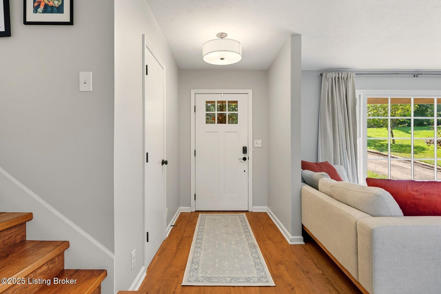 1805 Springhill Rd, Anchorage