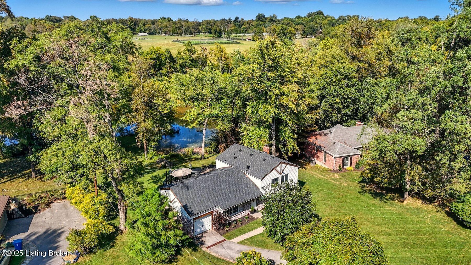 1805 Springhill Rd, Anchorage