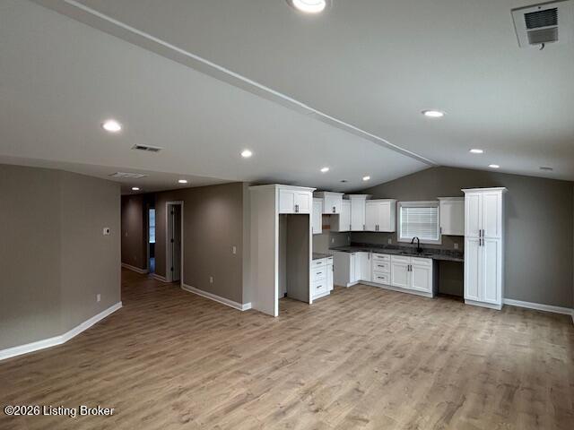 9106 Maplecreek Dr