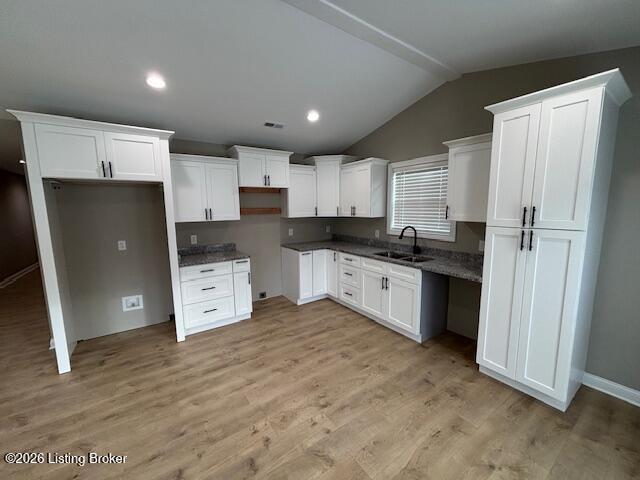 9106 Maplecreek Dr