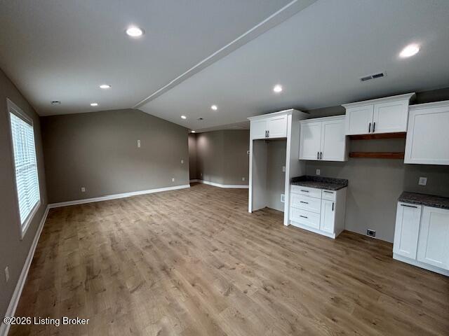 9106 Maplecreek Dr