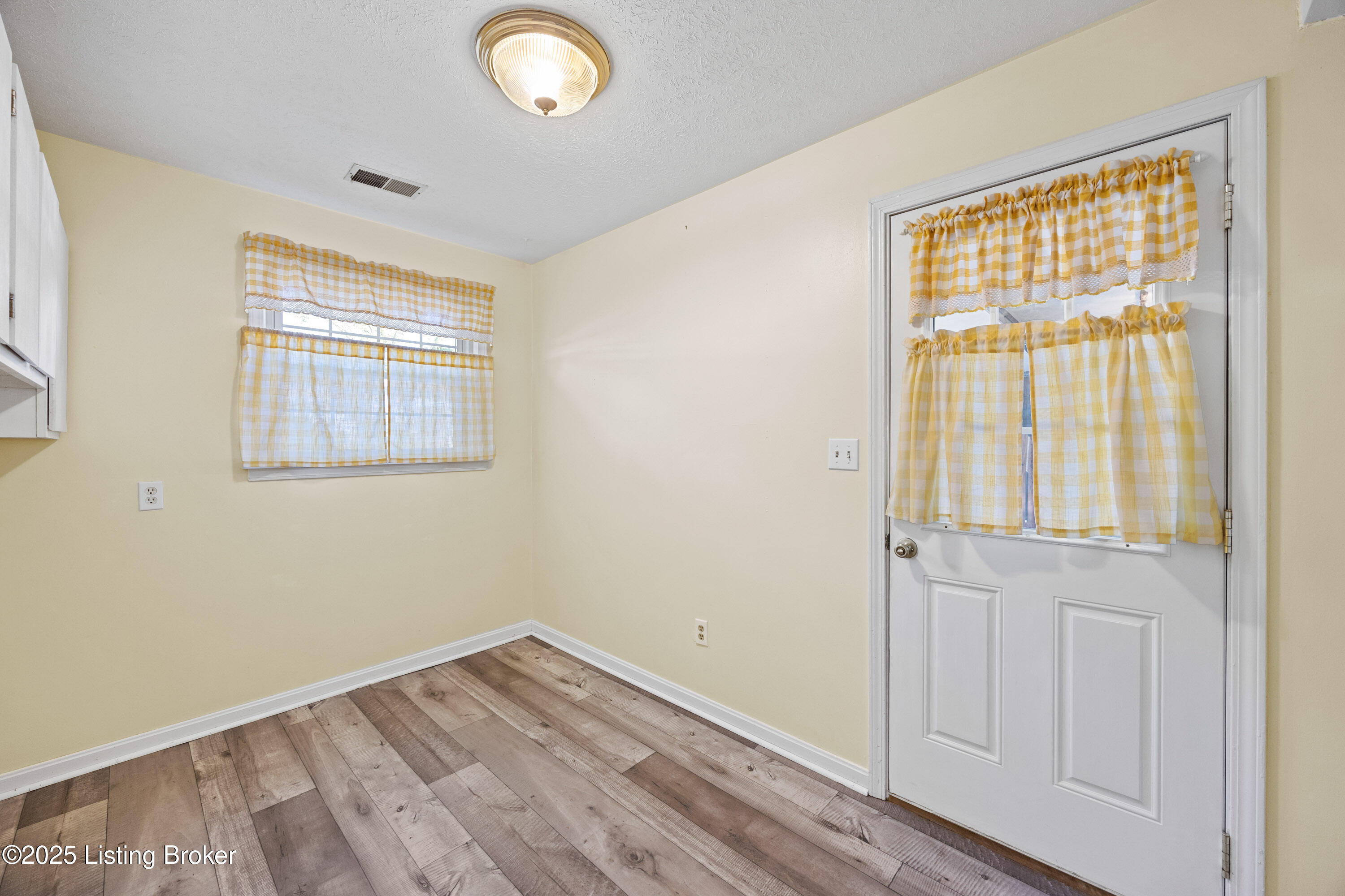 2508 Pikes Peak Blvd