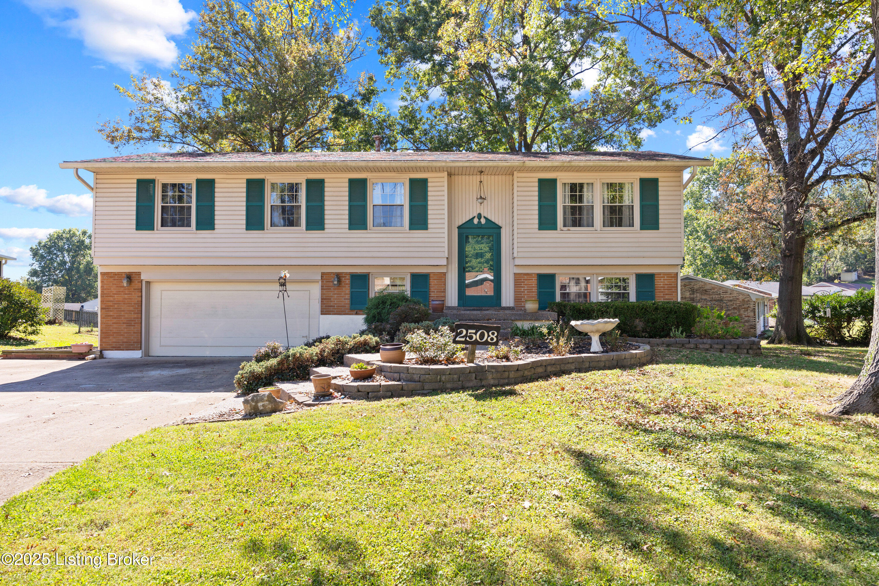 2508 Pikes Peak Blvd