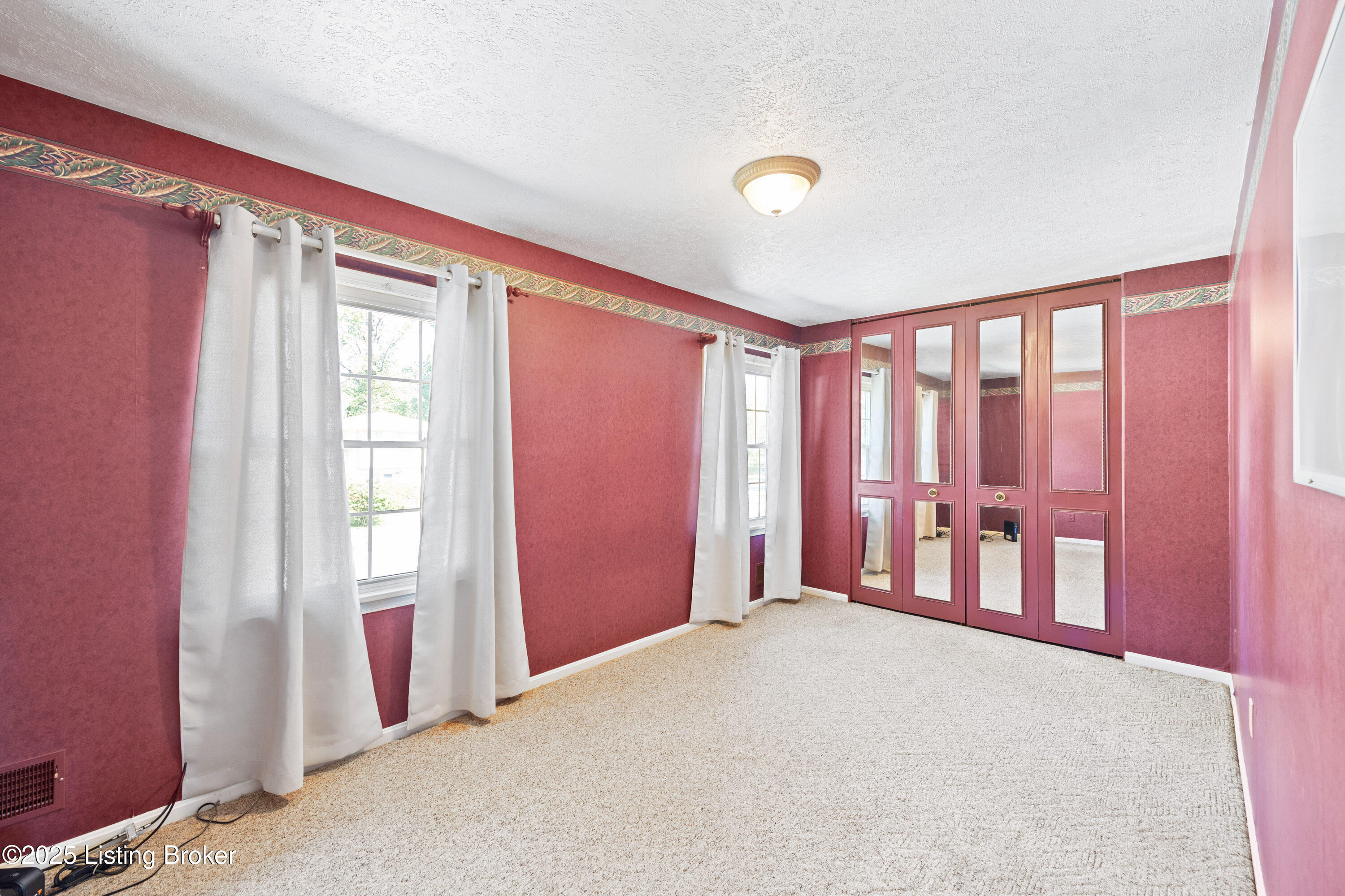 2508 Pikes Peak Blvd