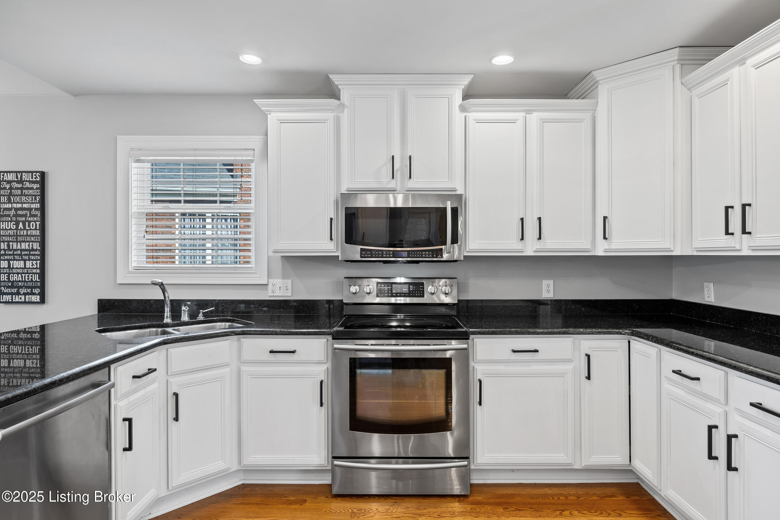 10412 Vista Hills Blvd