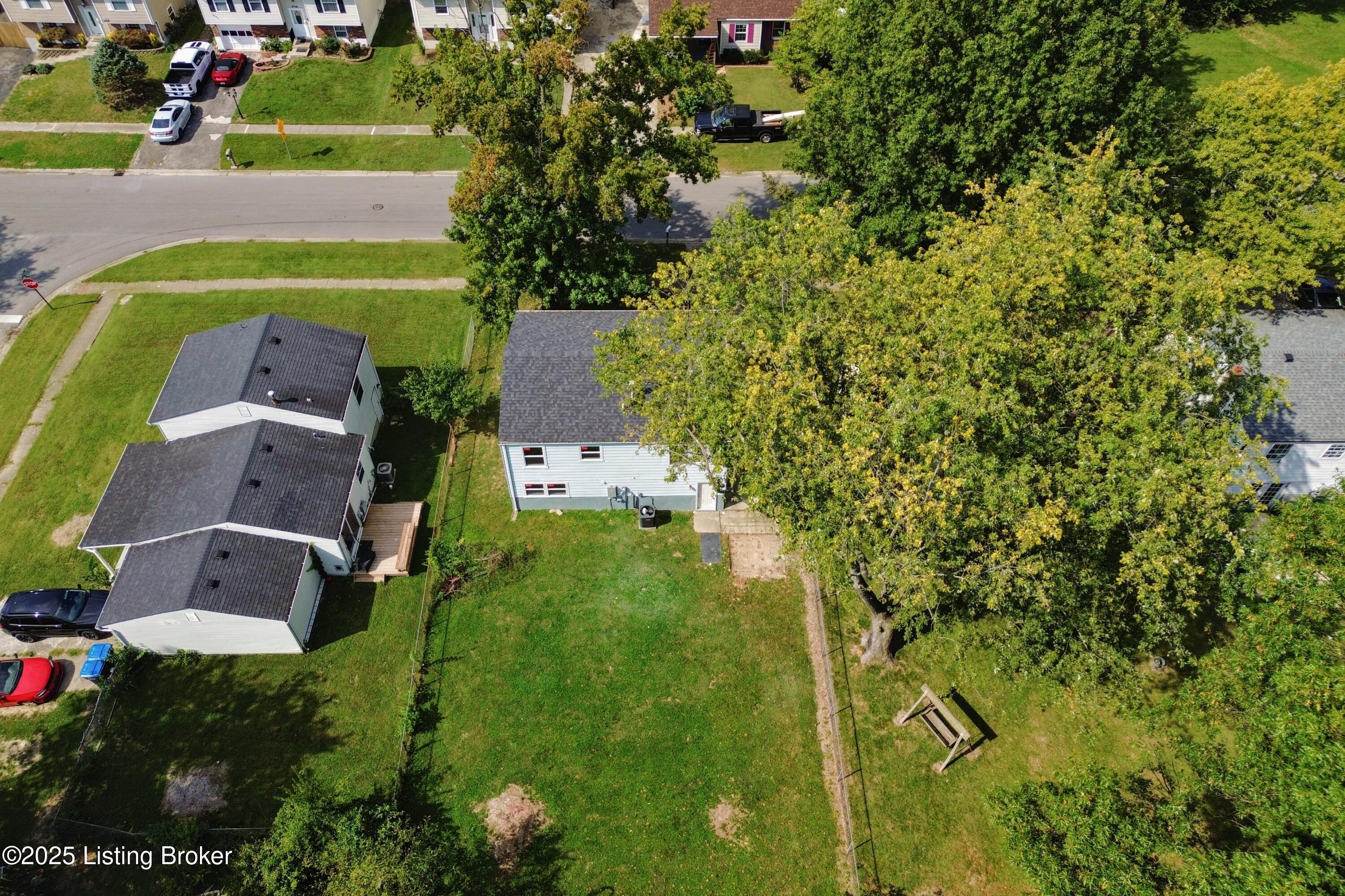8705 Bost Ln