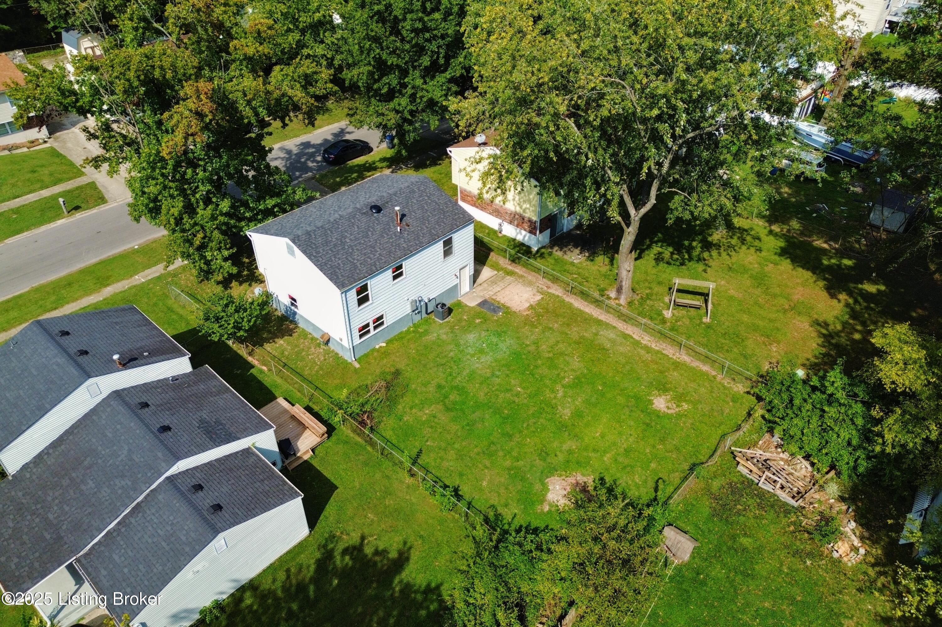 8705 Bost Ln