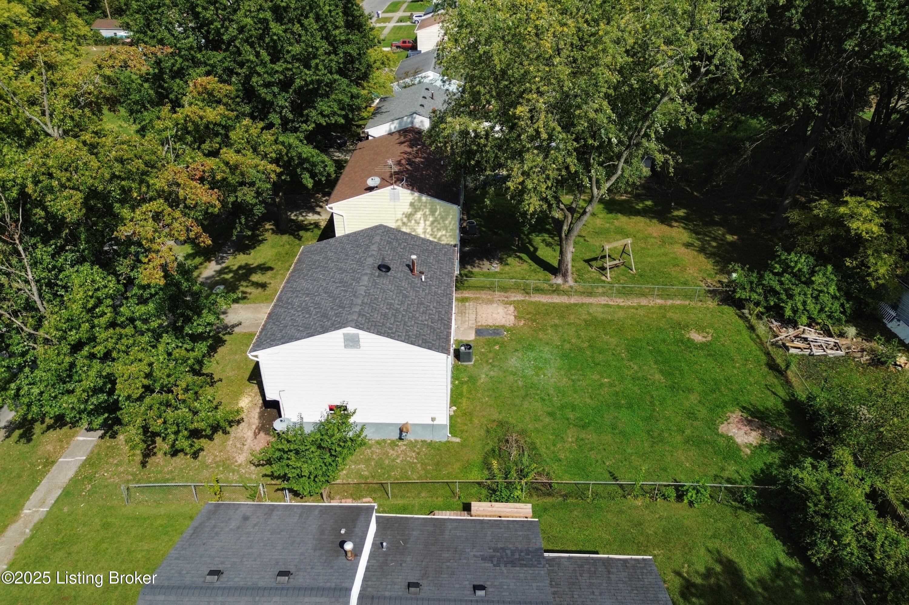 8705 Bost Ln
