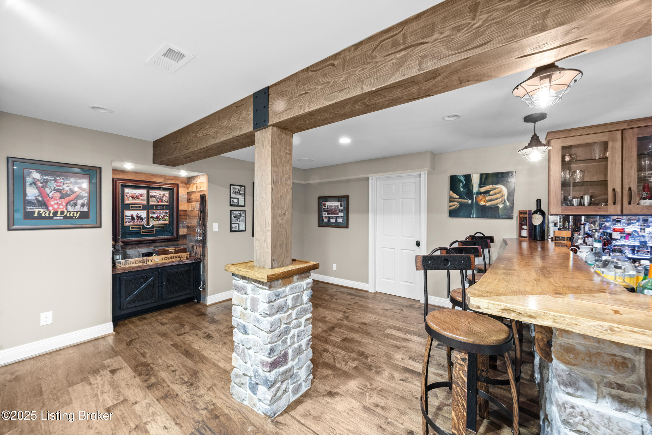 1211 Forest Trail Pl