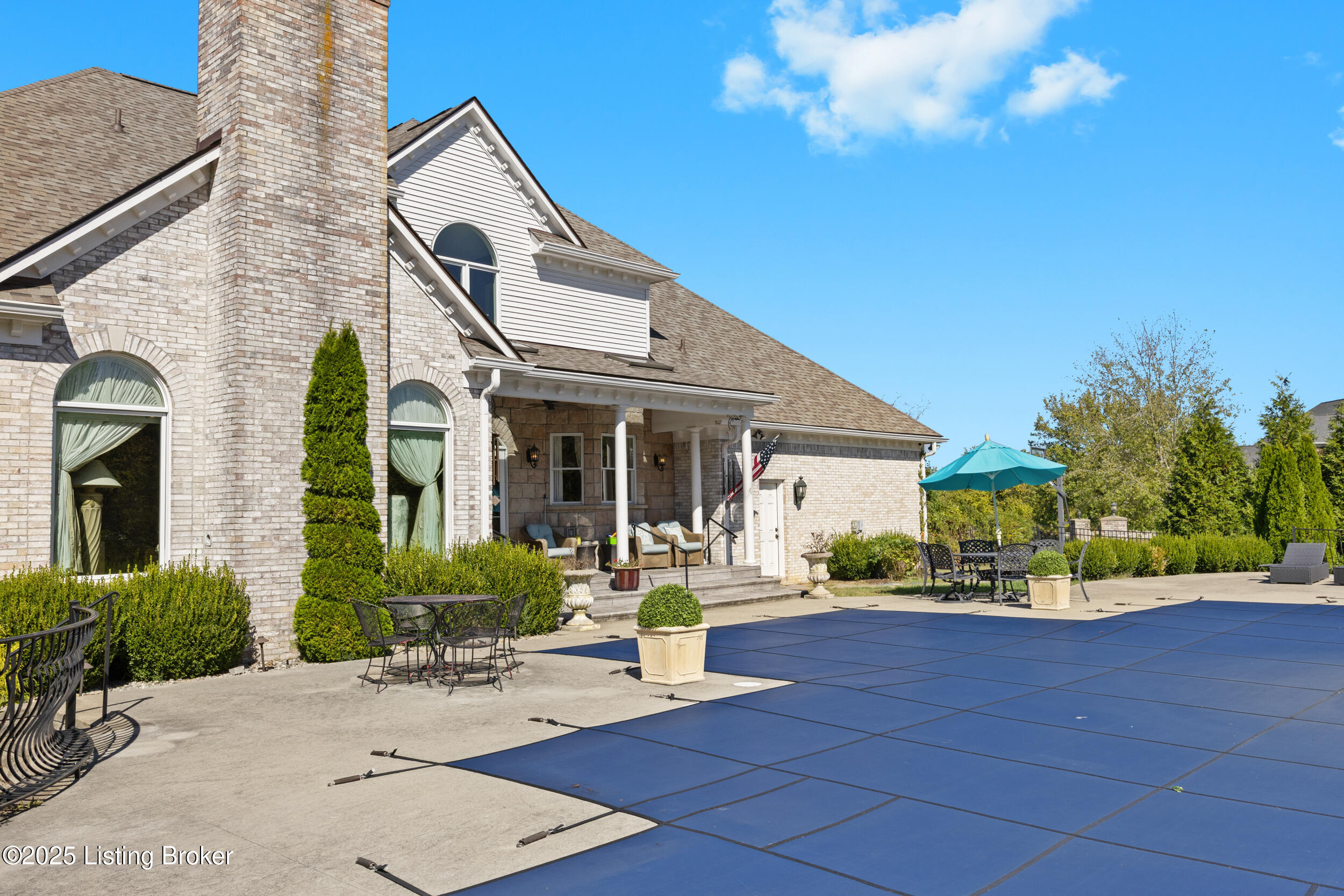 1211 Forest Trail Pl