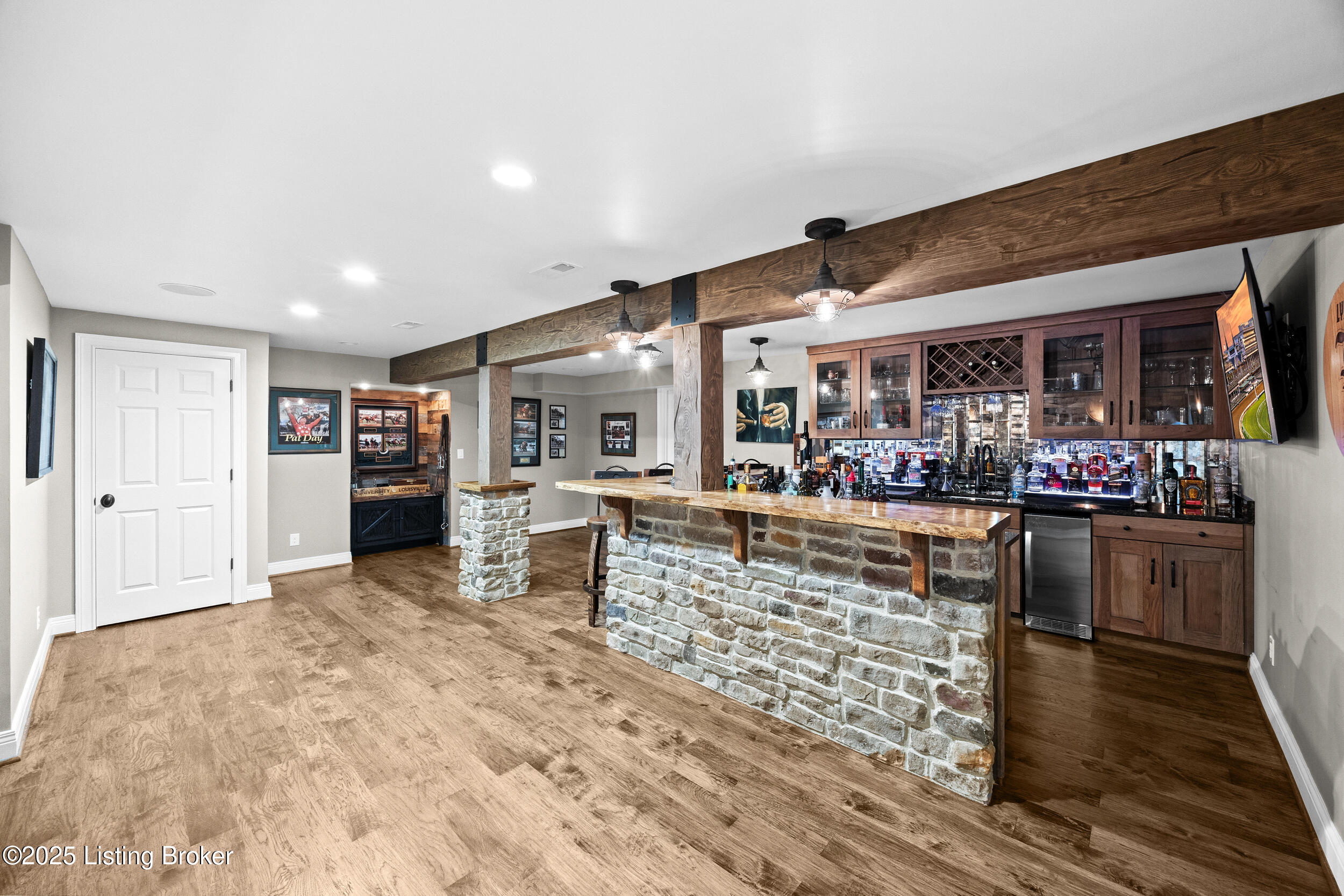 1211 Forest Trail Pl